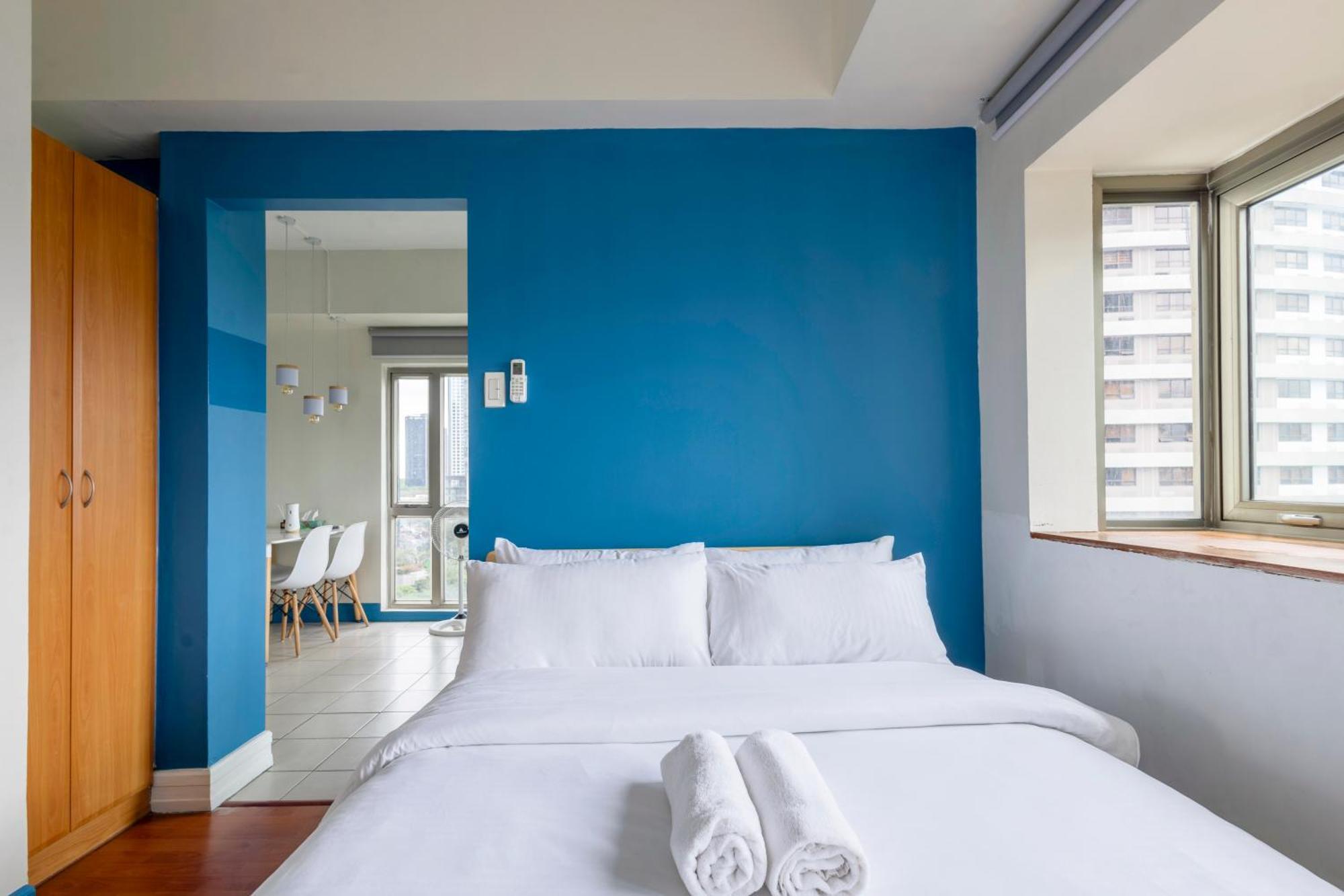 Forbeswood Parklane Bgc Near St Lukes Apartment *