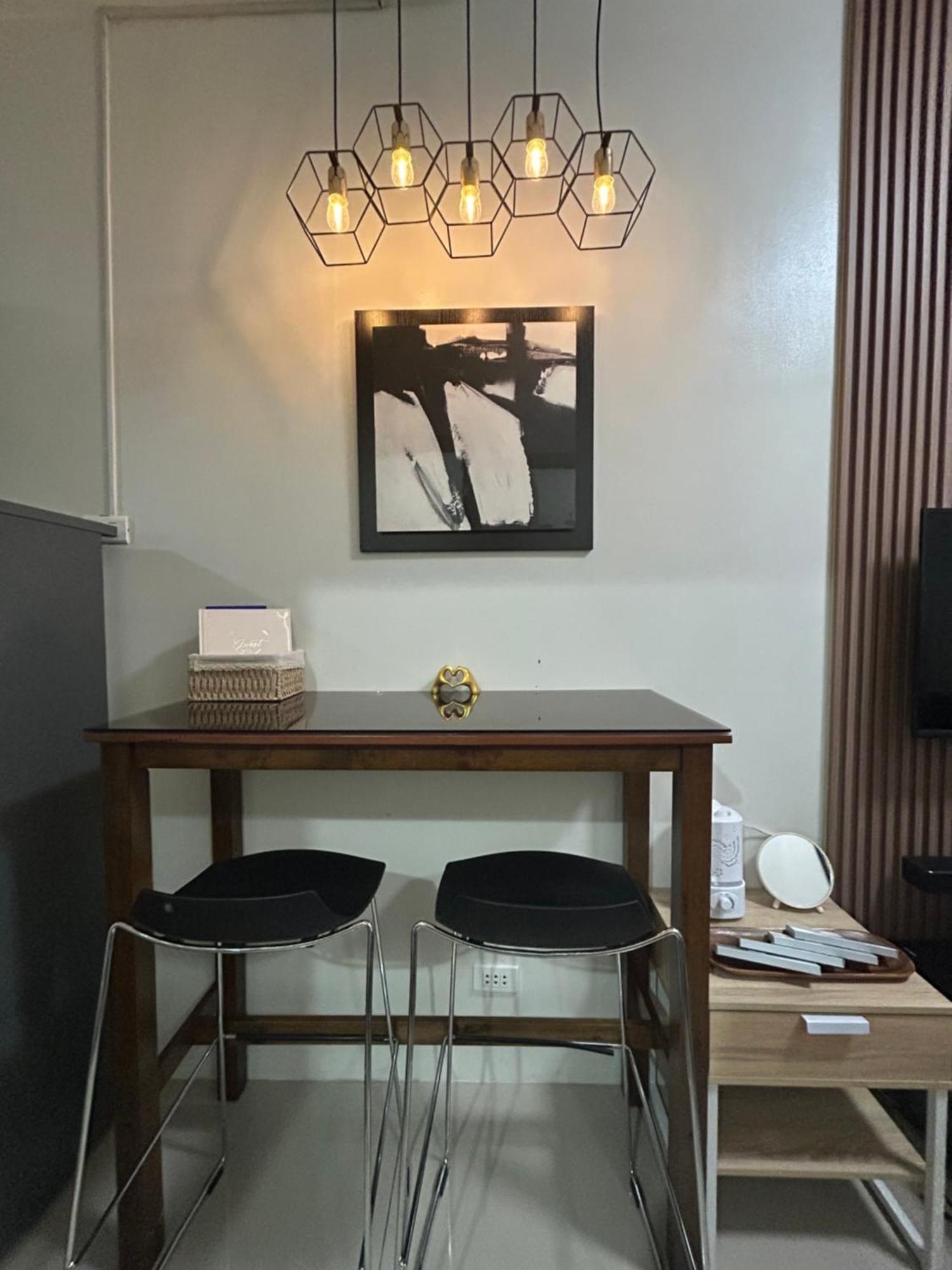 Apartment Spacious Two Bedroom In Novaliches *