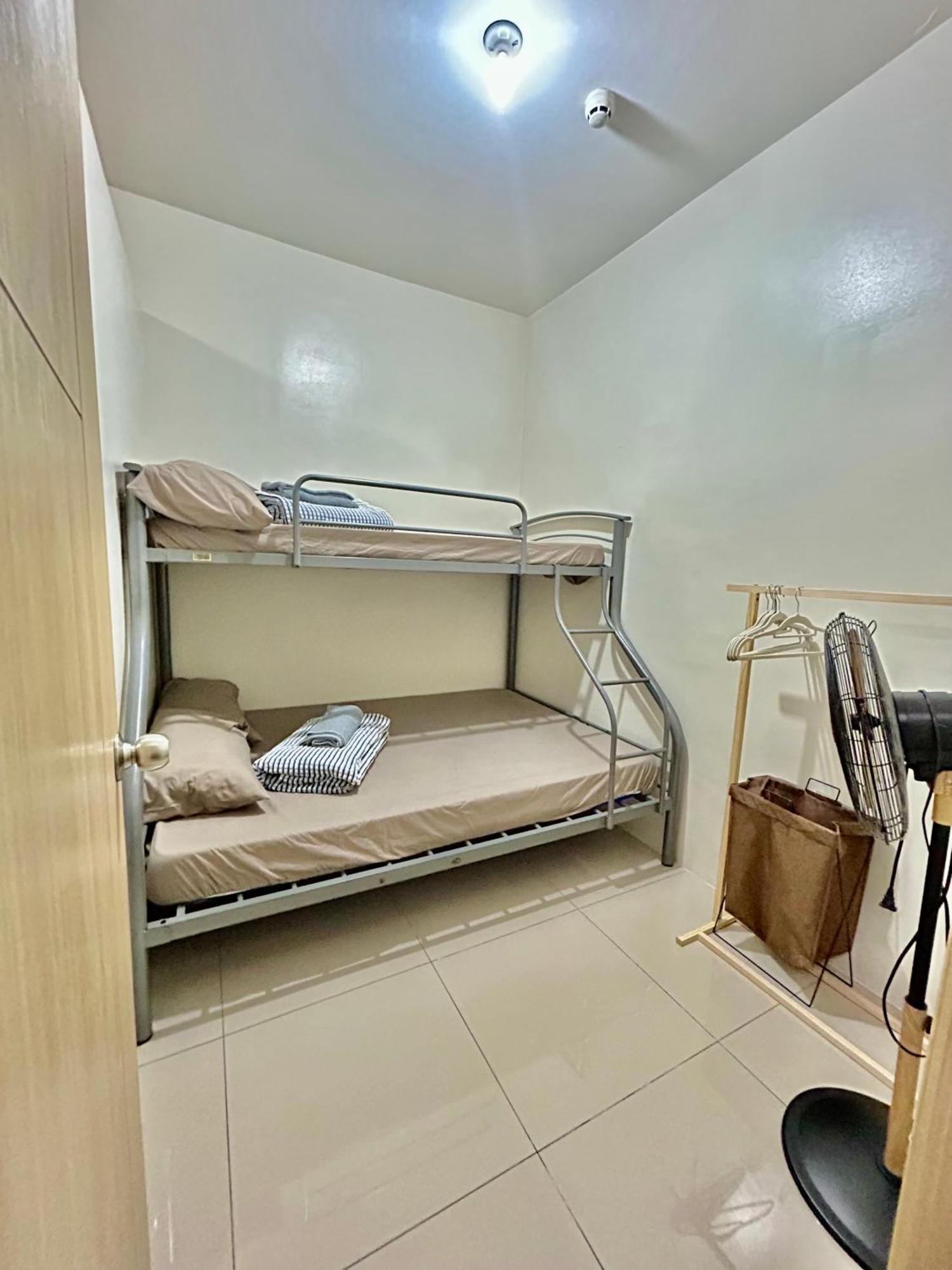 Apartment Spacious Two Bedroom In Novaliches