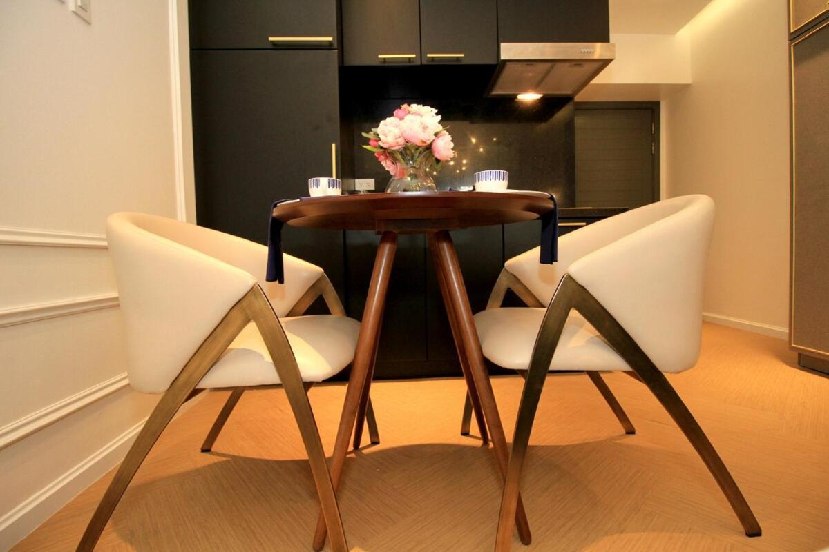Modern Luxury Netflix Apartment Manila