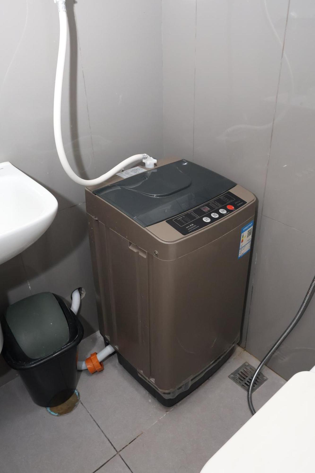 On Promo 1br Makati * Manila
