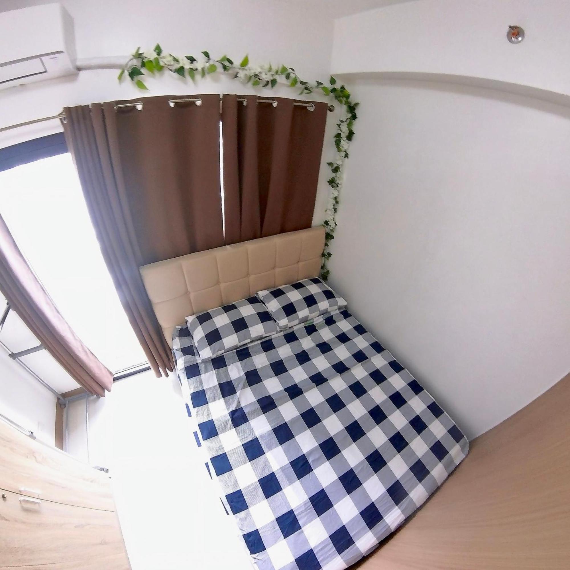 Bed & Breakfast Makati - Lush Residences