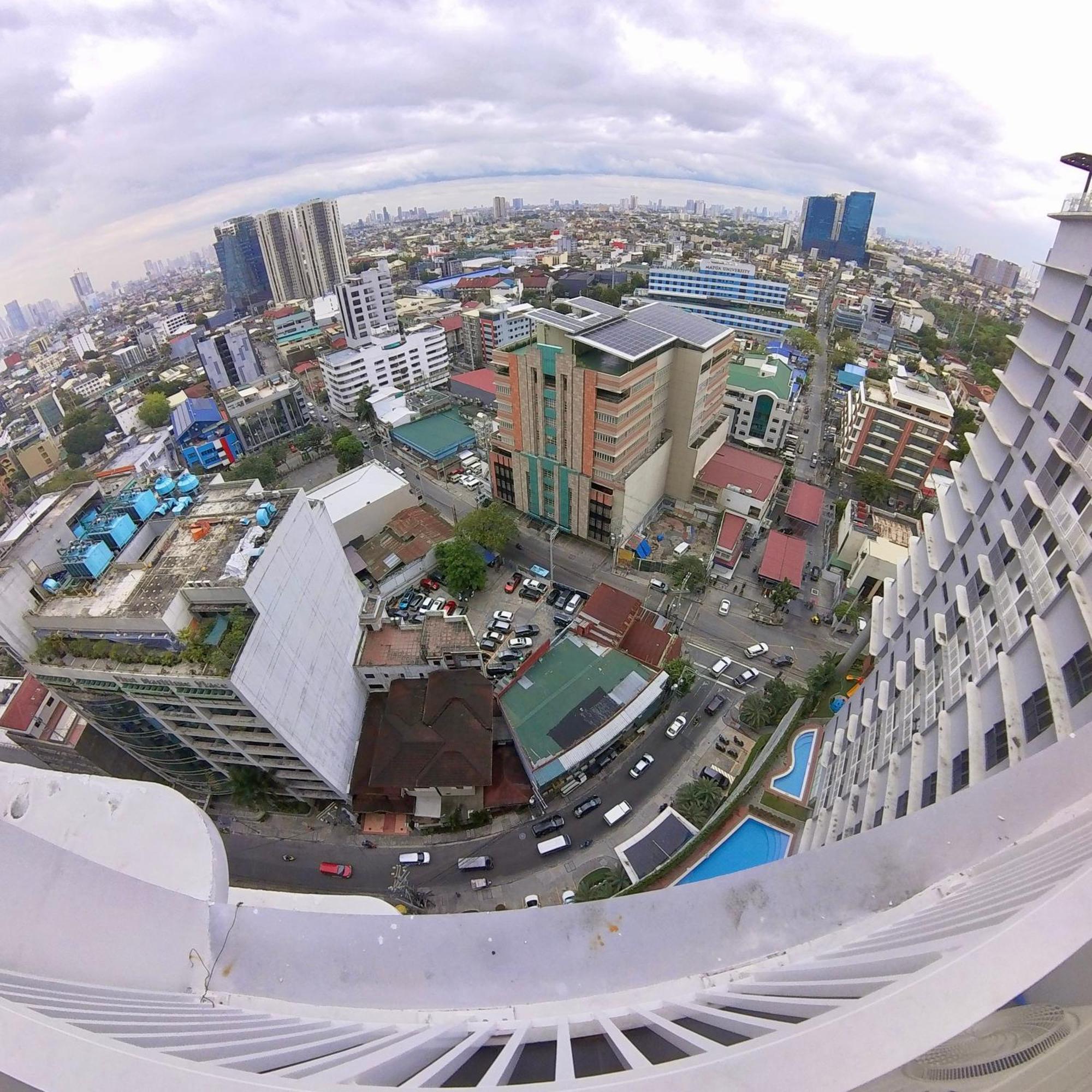 Makati - Lush Residences Bed & Breakfast *