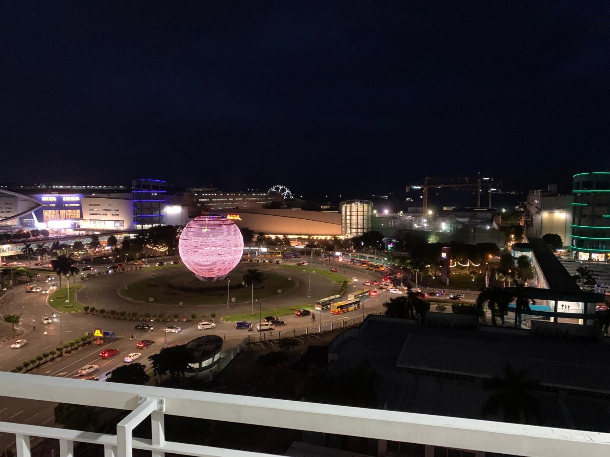 Kathys Crib 2bedroom Moa View Manila