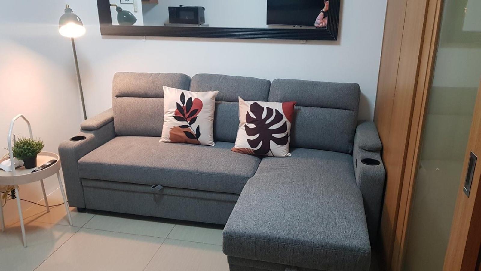 Newly Renovated Shell Residences Mall Of Aparthotel *