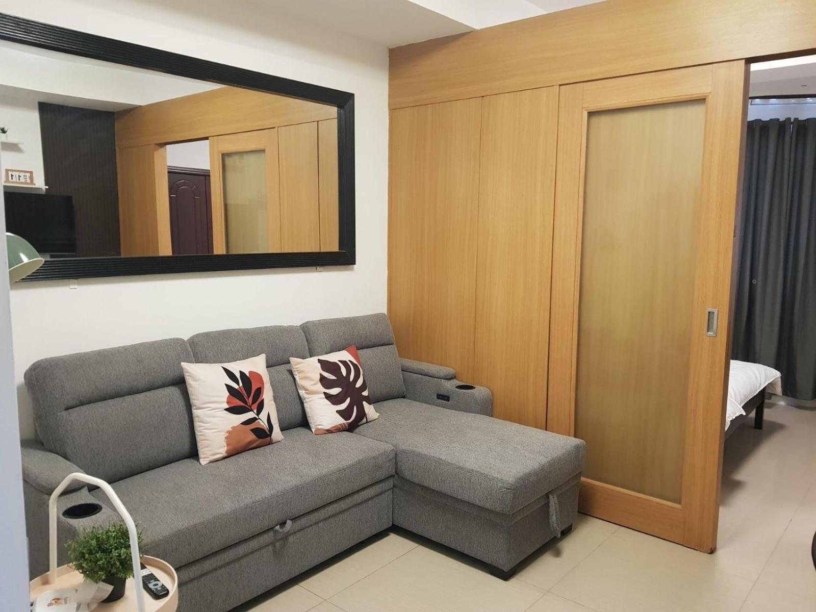 Newly Renovated Shell Residences Mall Of Aparthotel