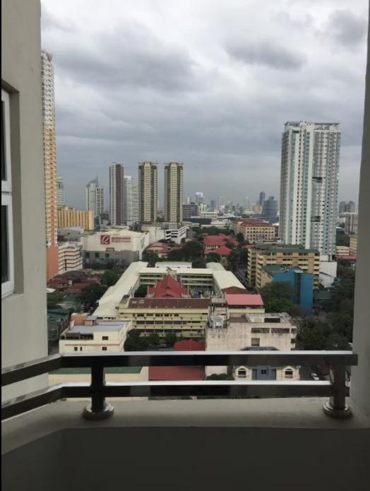 19f W Nflix & Balcony Near Rob, Pgh, Acc Usm&slmc Aparthotel Manila