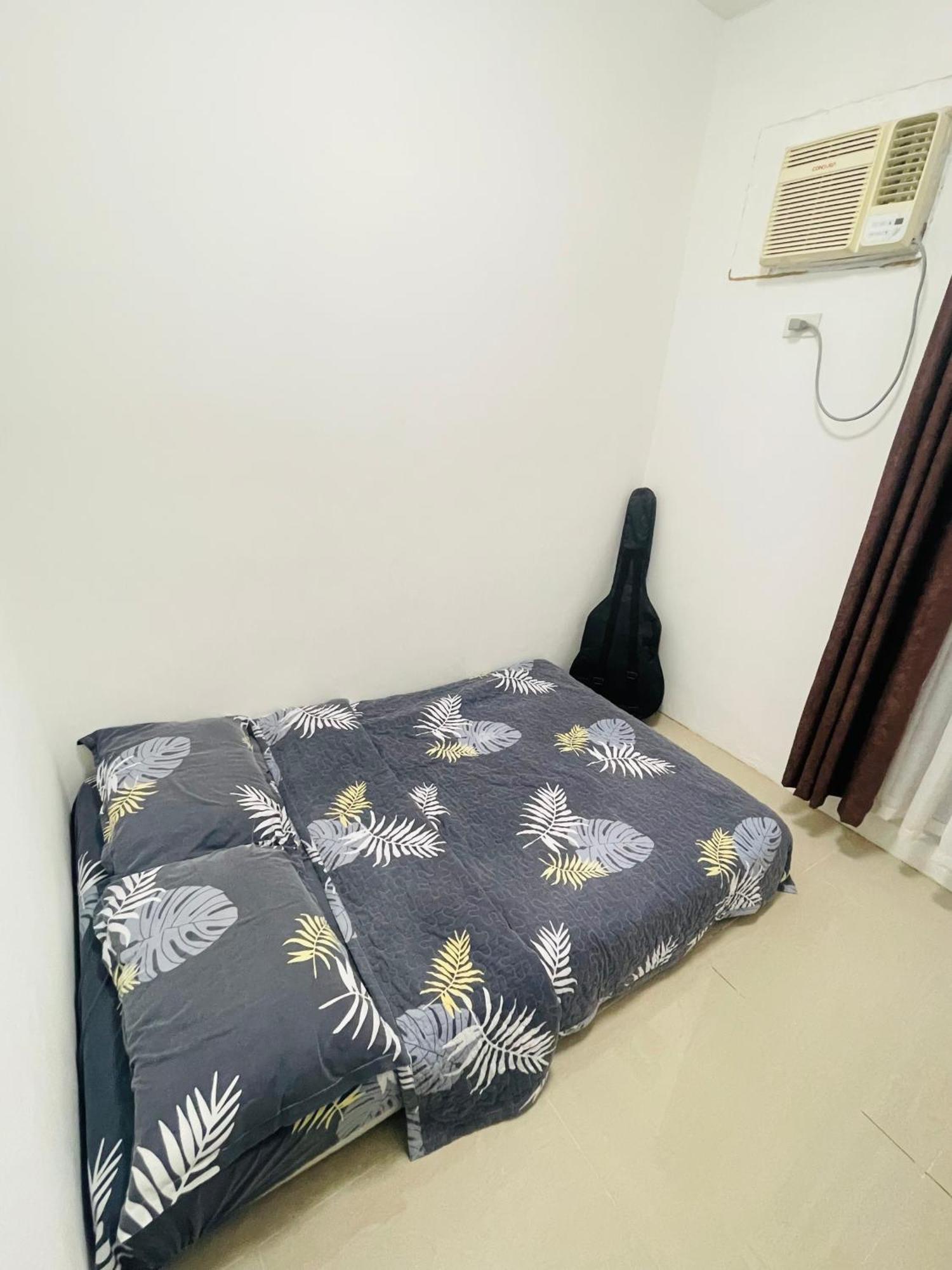 Comfortable 2 Bedroom Unit Near Airport Aparthotel