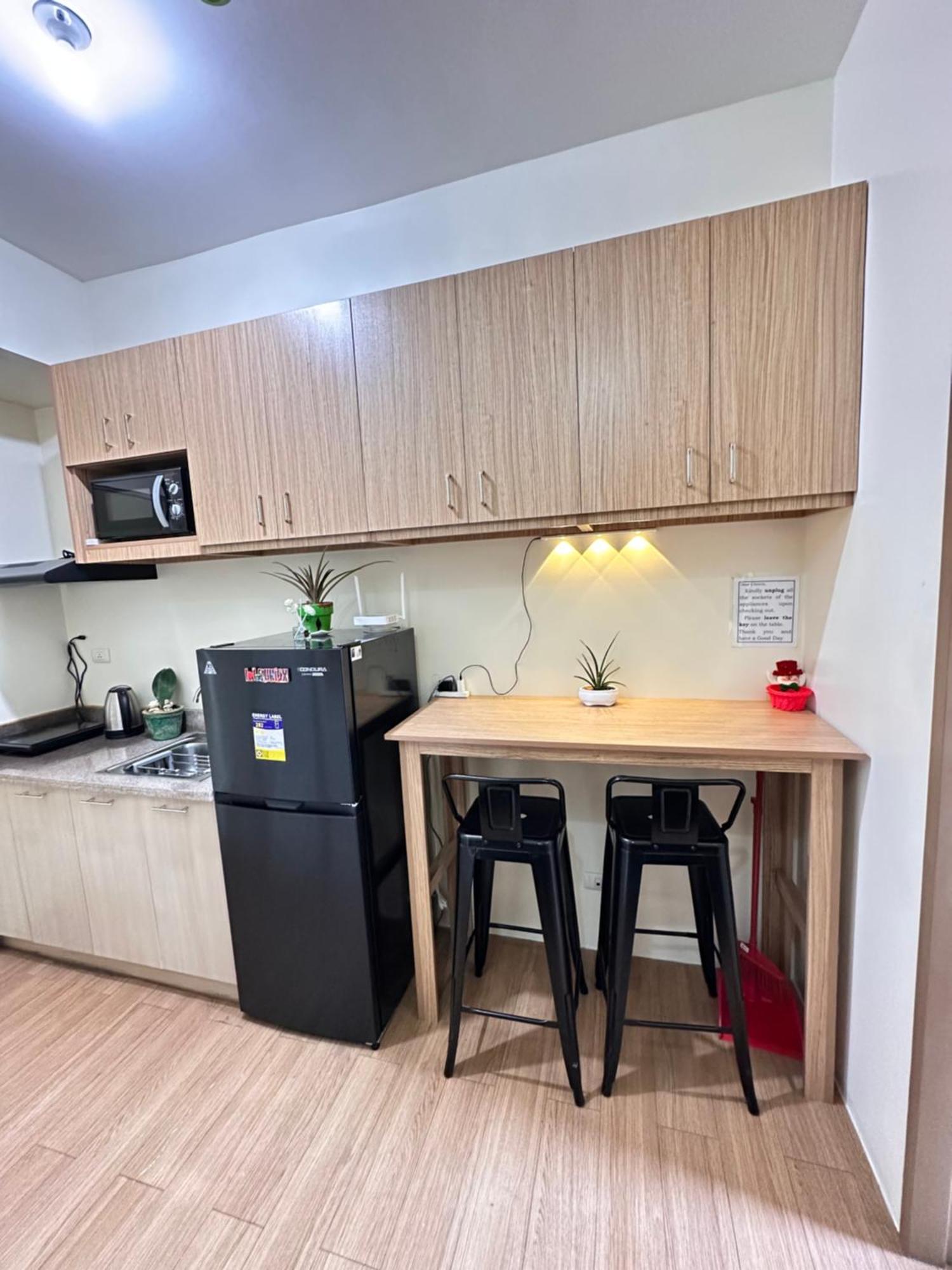 Cozy And Convenient Manila