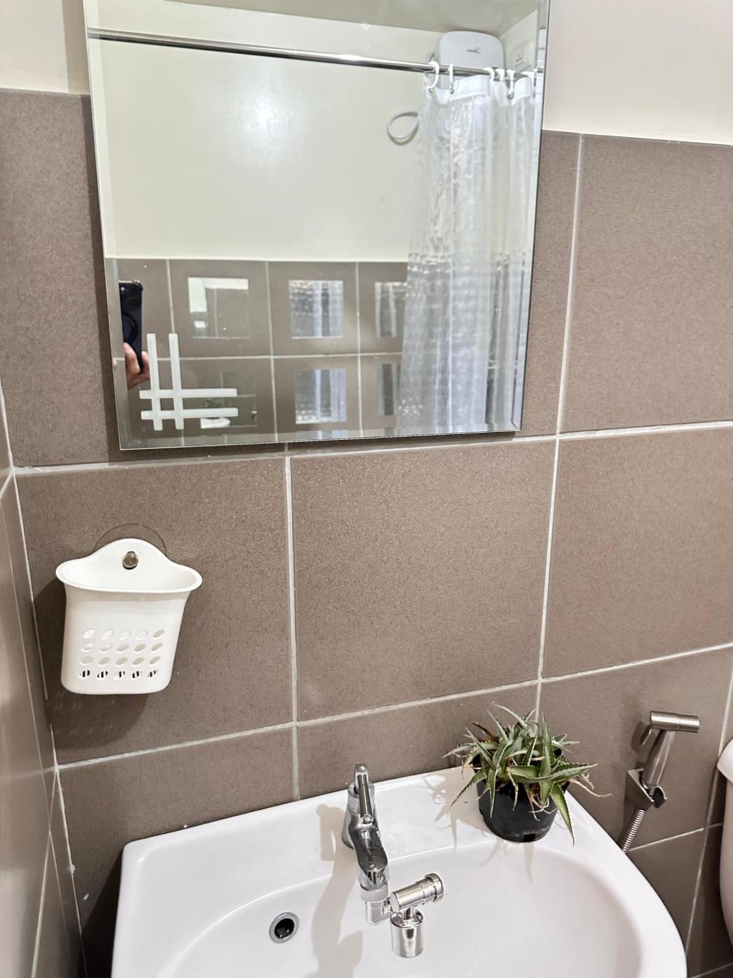 Cozy And Convenient Apartment