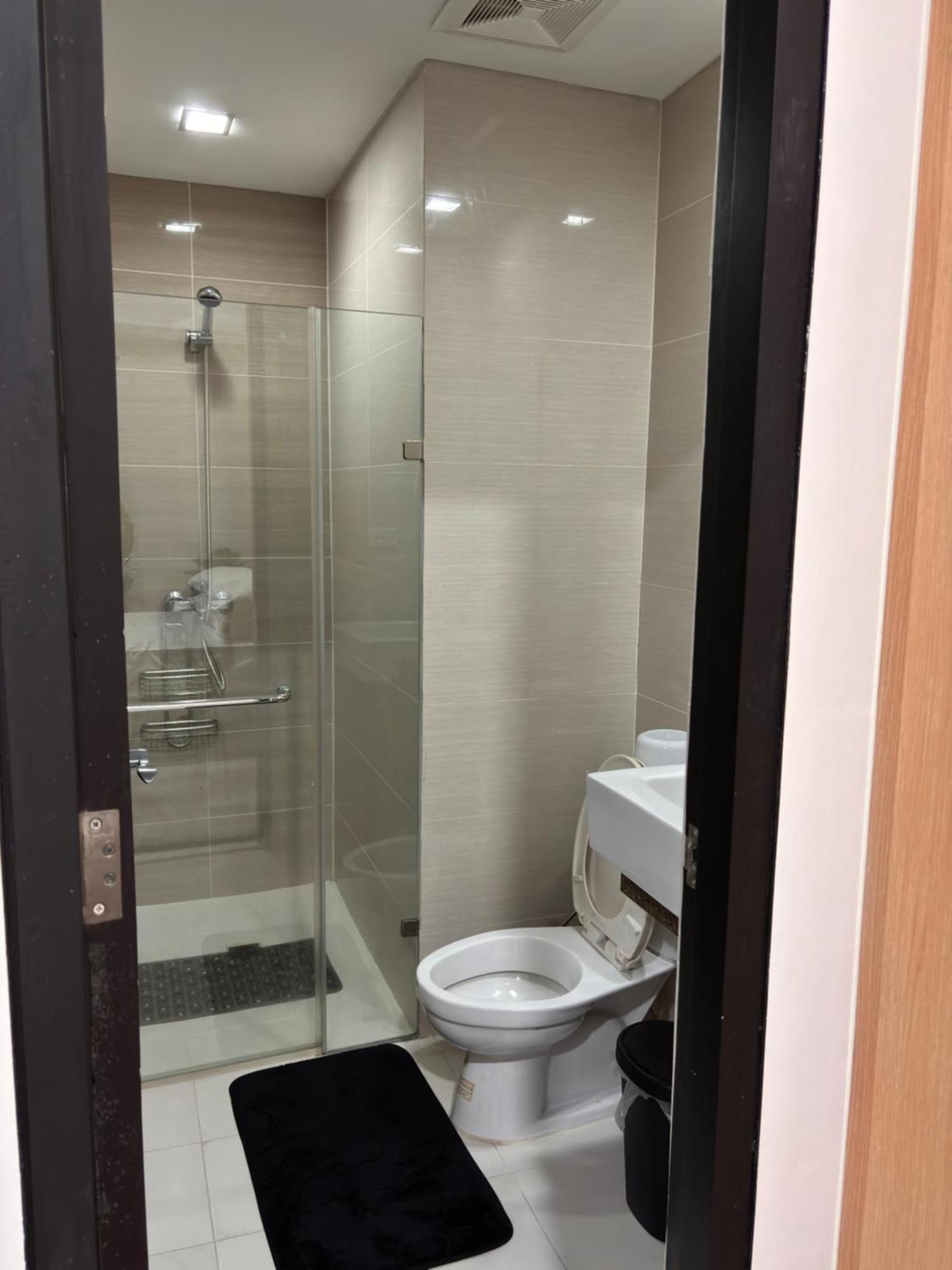 Apartment 101 Newport Westwing *