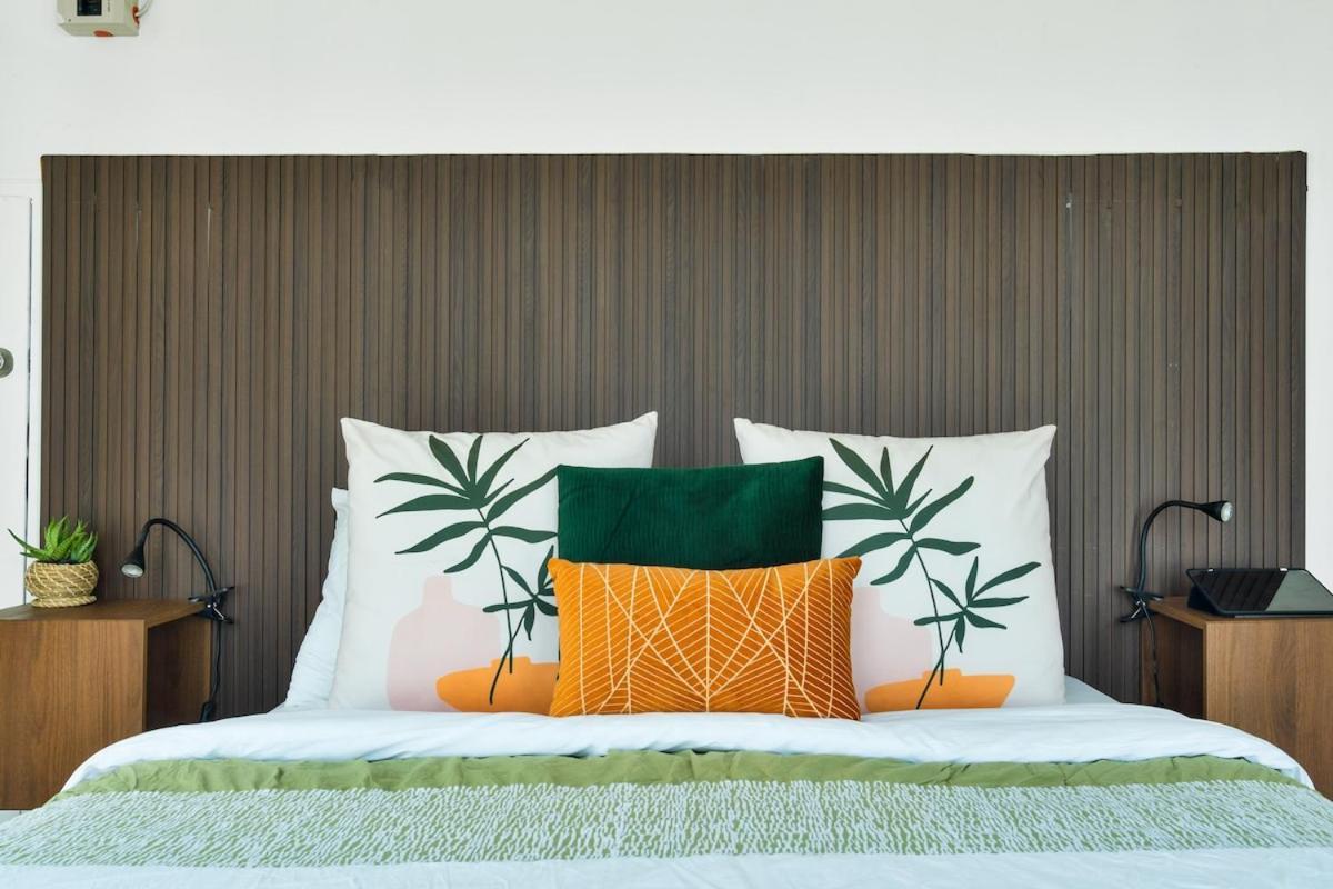 Apartment Luxe With 180 Stunning Views *