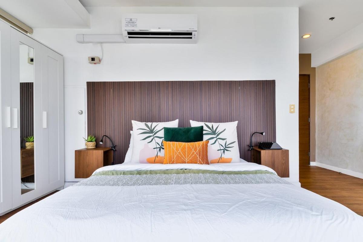 Luxe With 180 Stunning Views * Manila