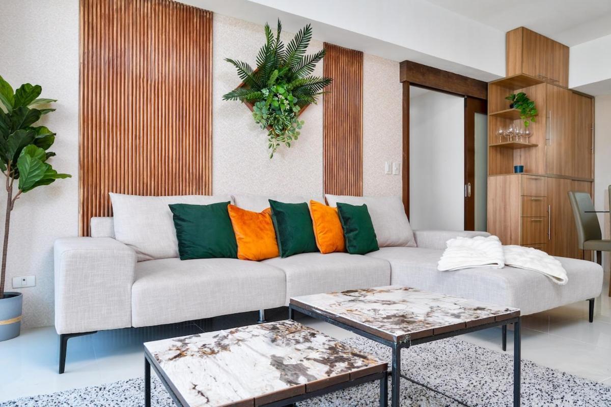 Luxe With 180 Stunning Views Apartment *
