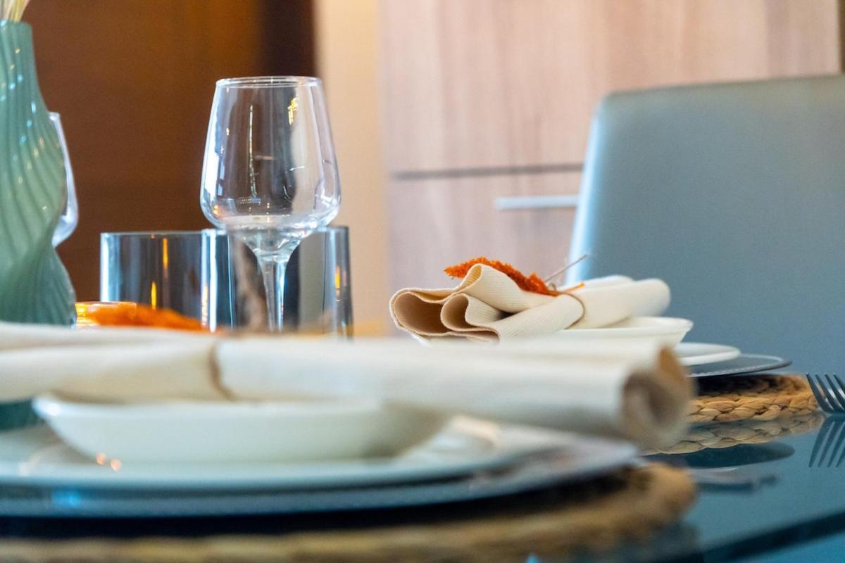 Luxe With 180 Stunning Views Apartment Manila
