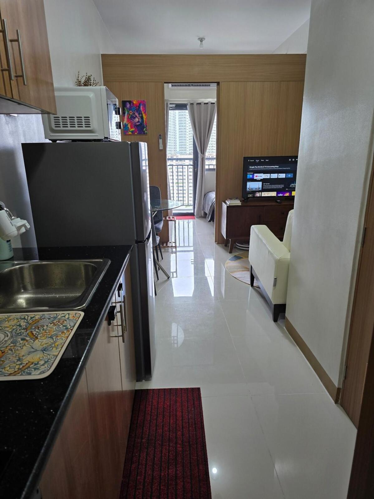 Smdc Red Residences Makati W Own Parking Slot Apartment Manila