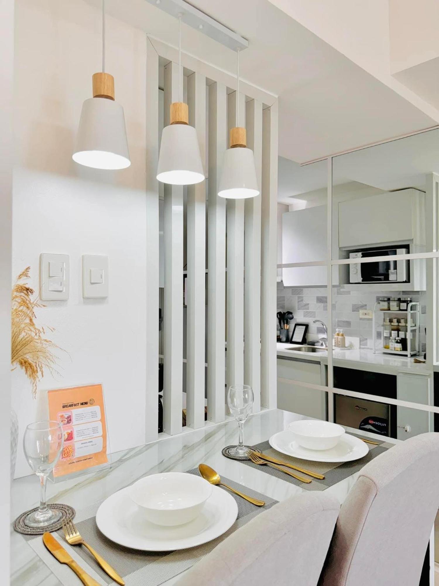 Avi's Azure Staycation Apartment