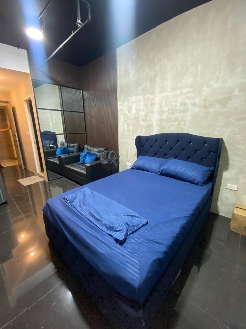 Apartment Netflix And Chill & Pool Access With Overlooking Qc