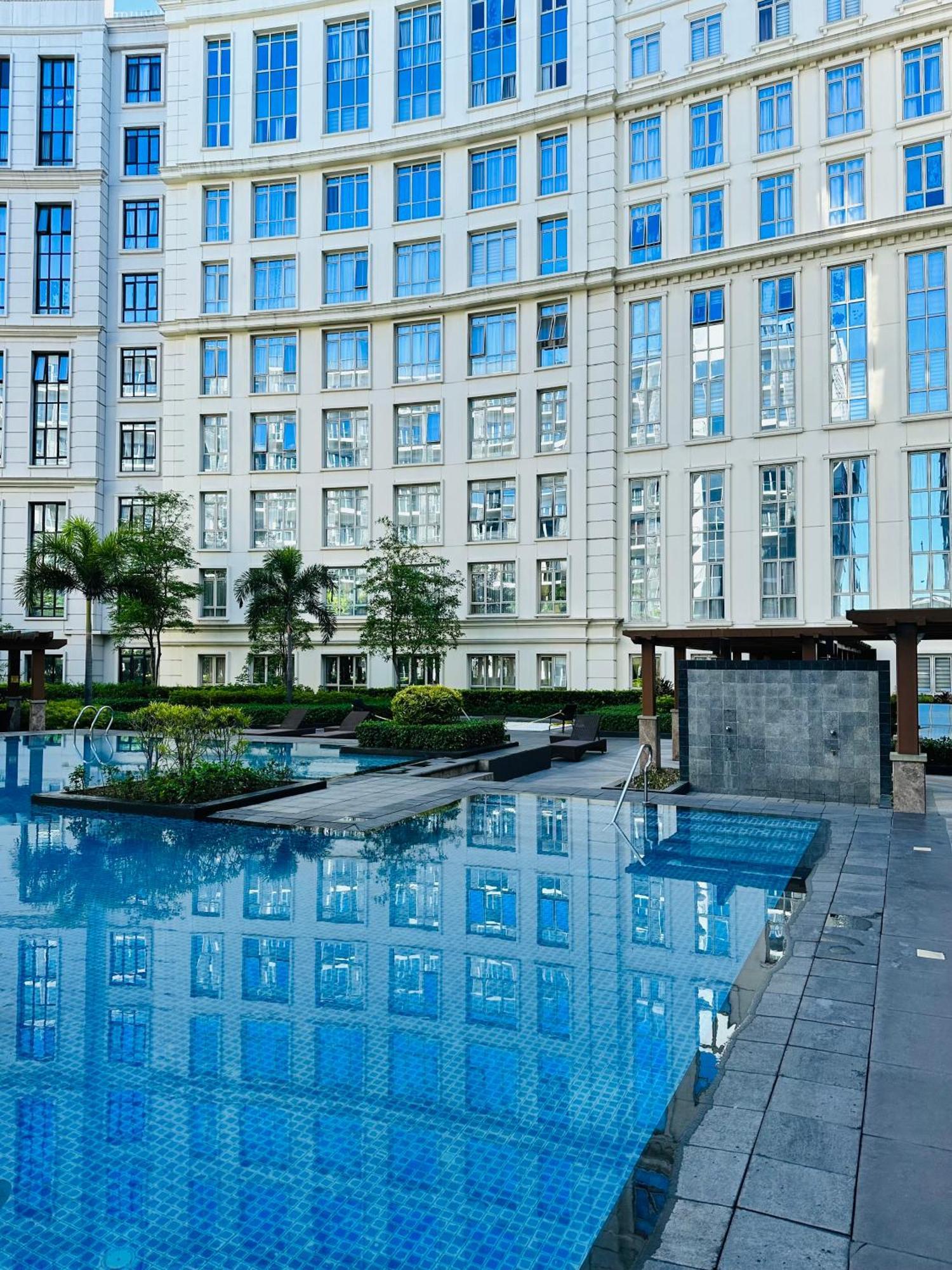 81 Newport Blvd Cluster 5 Unit 3f By Rechelle Nunag Aparthotel *