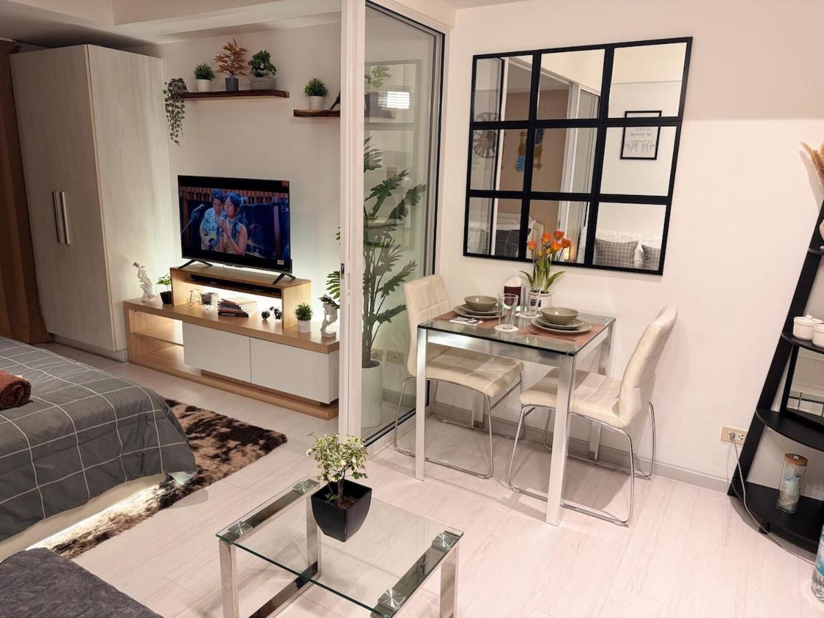 Azure Urban Resort-the Rustic Escape *