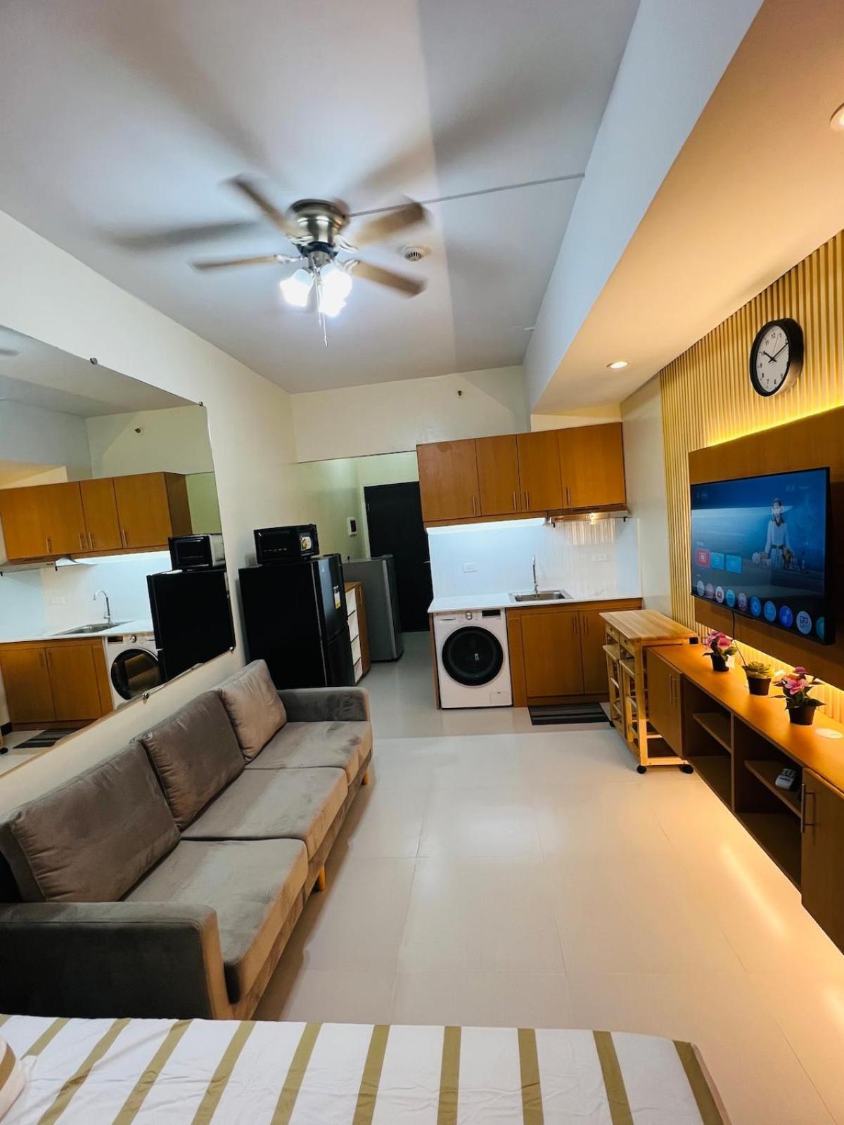 Unit 23l T-b The Pearl Place Ortigas *
