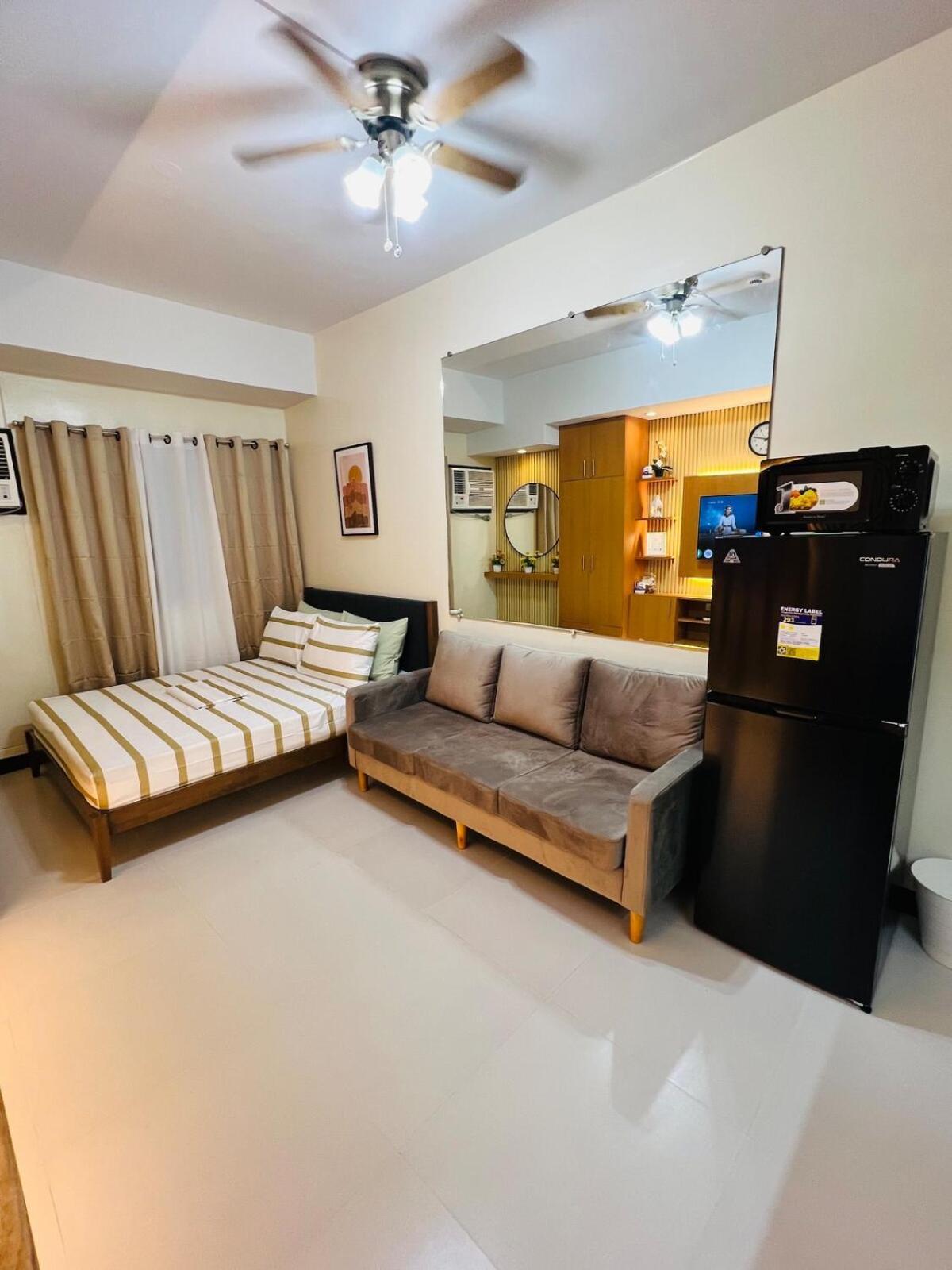 Unit 23l T-b The Pearl Place Ortigas Manila