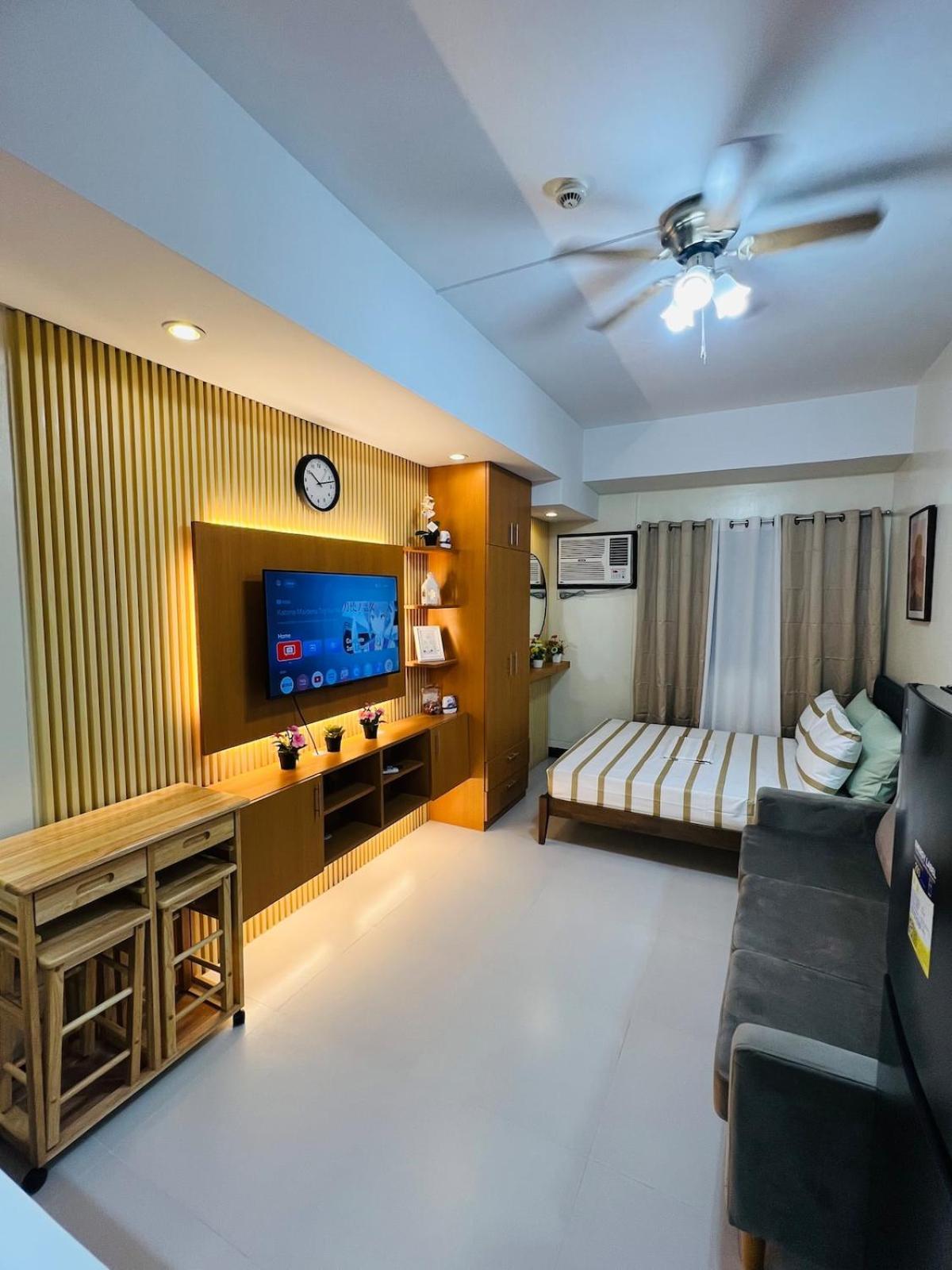Unit 23l T-b The Pearl Place Ortigas Apartment Manila