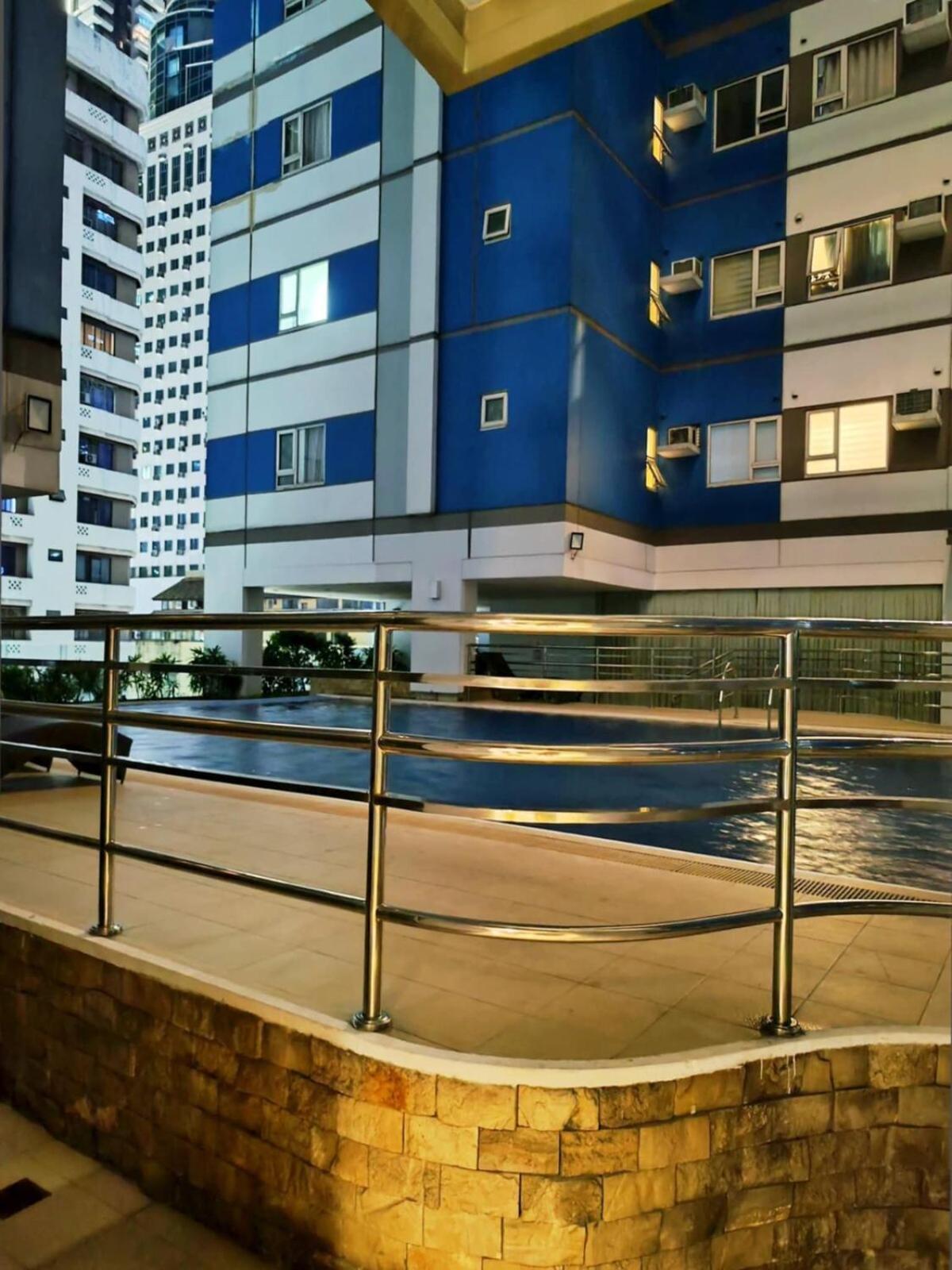 Unit 23l T-b The Pearl Place Ortigas * Manila