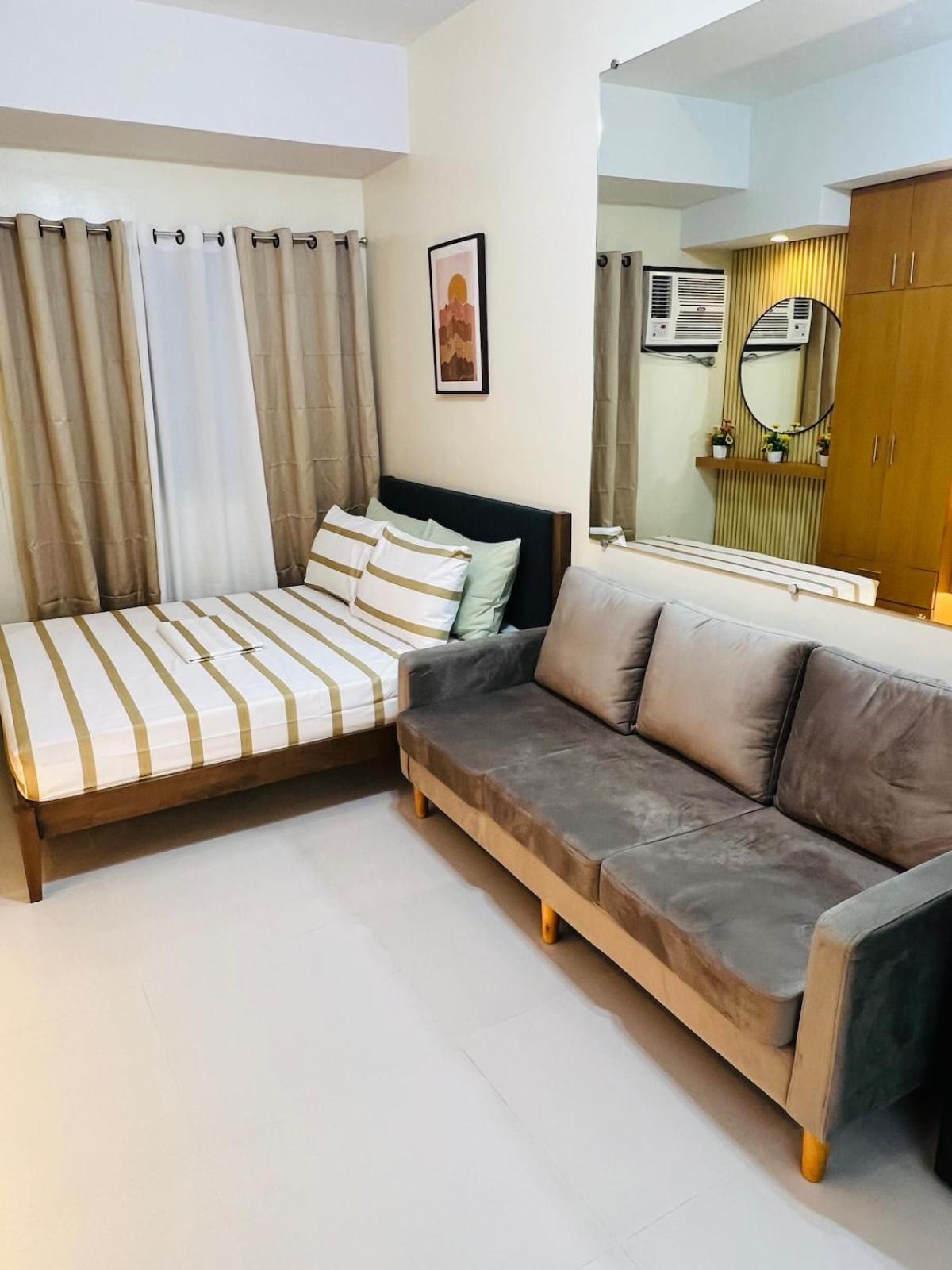 Unit 23l T-b The Pearl Place Ortigas * Manila