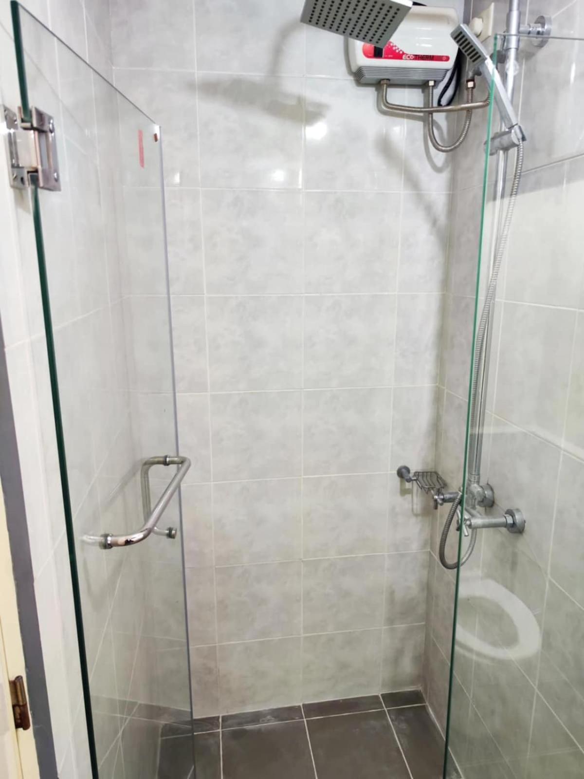 Unit 23l T-b The Pearl Place Ortigas Manila