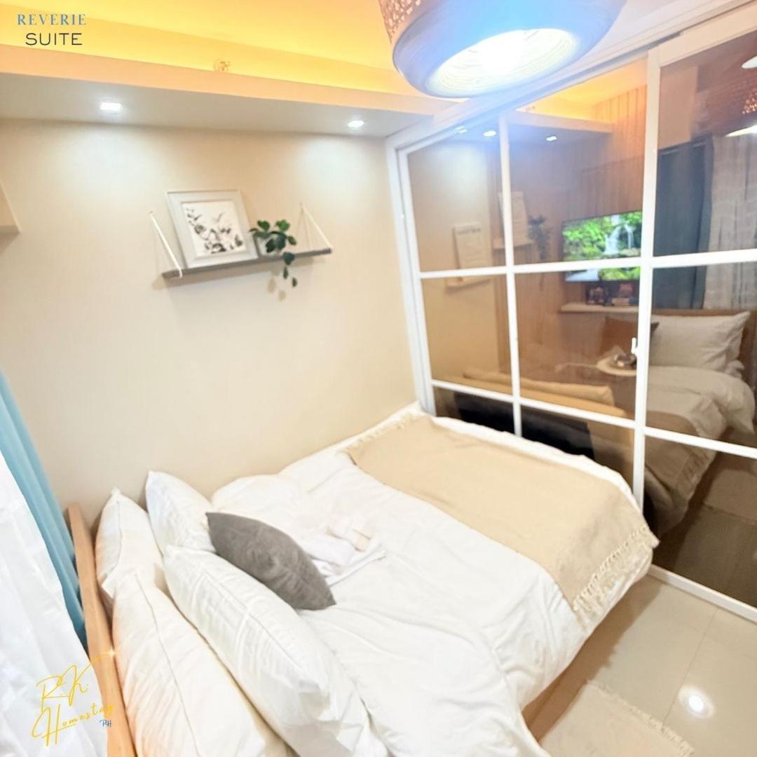 Shore 2 Tower 2 & 3 Staycation * Manila