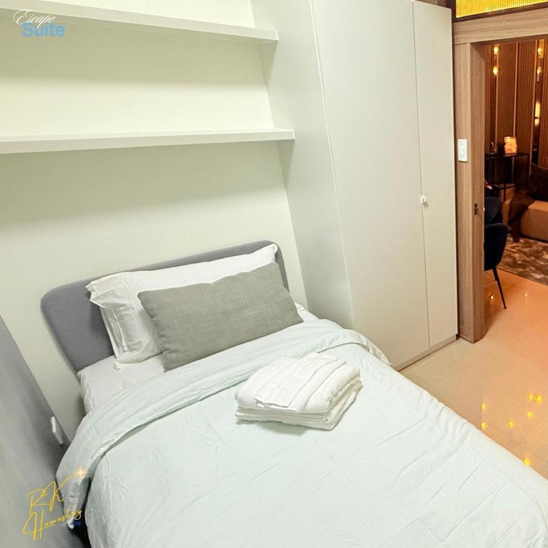Shore 2 Tower 2 & 3 Staycation Apartment Manila