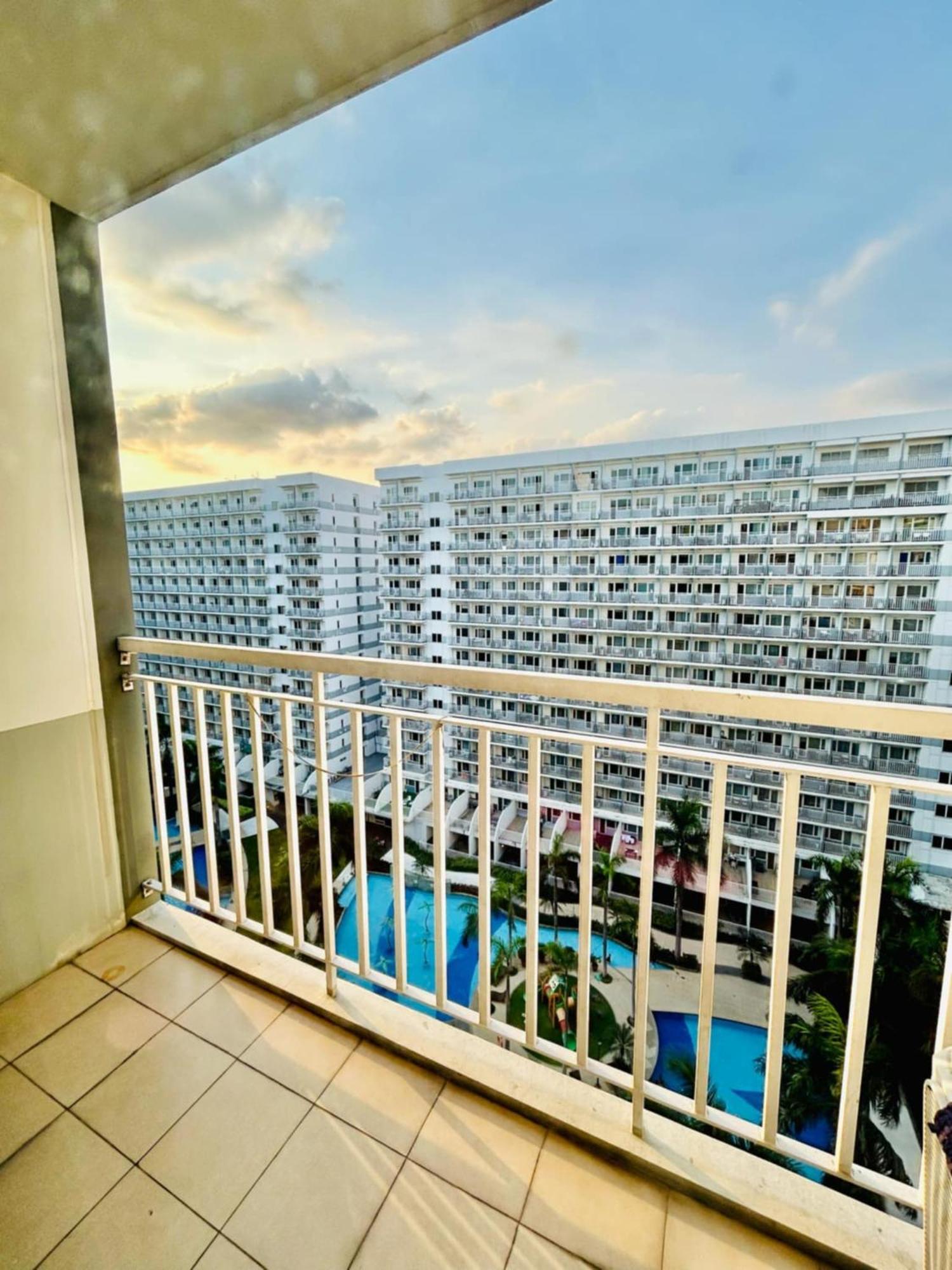 Shell Residences Deluxe 1br Condotel - Mall Of Aparthotel Manila