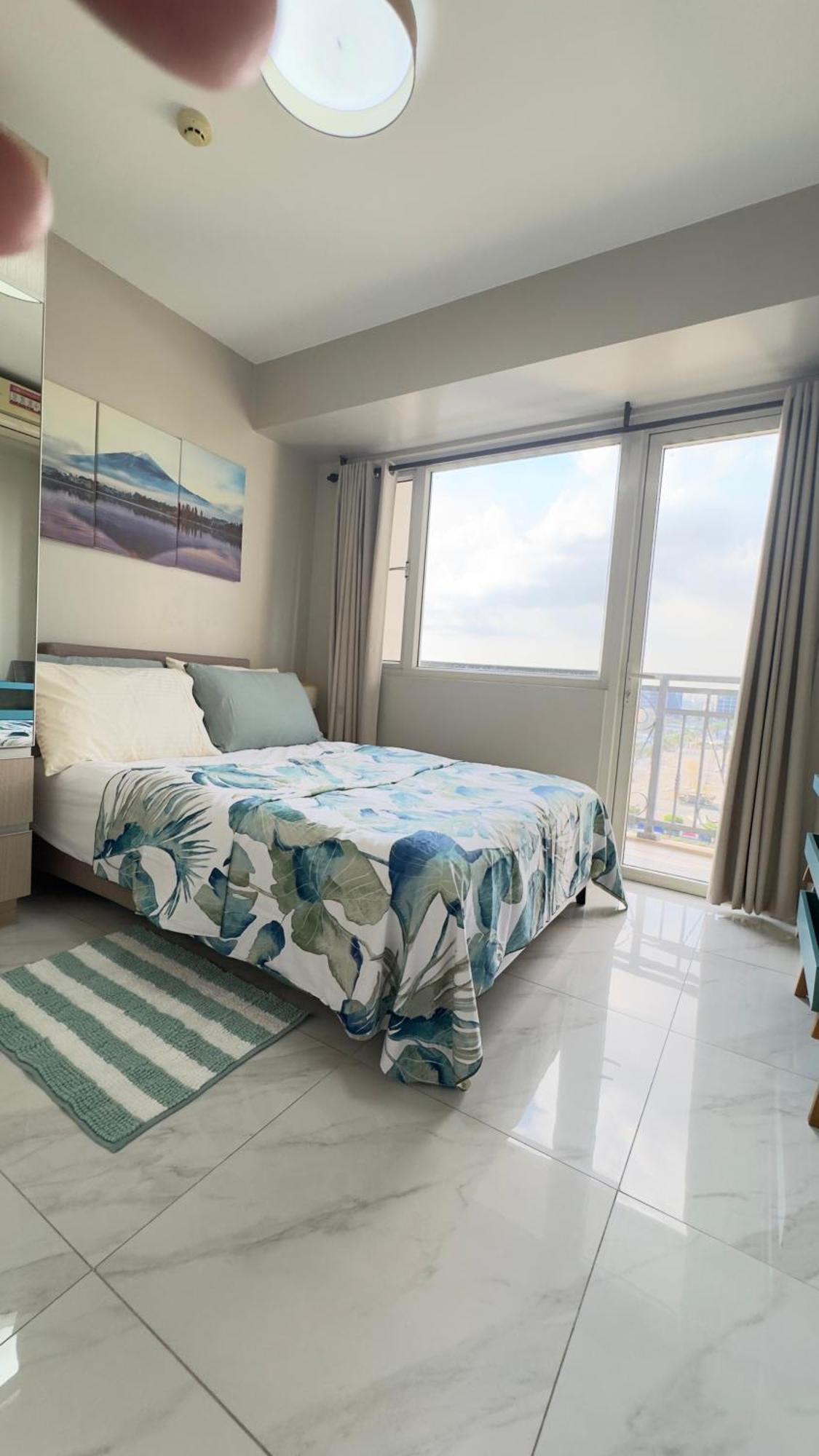 La Suitez 1616 I Monarch Parksuites Balmora Place