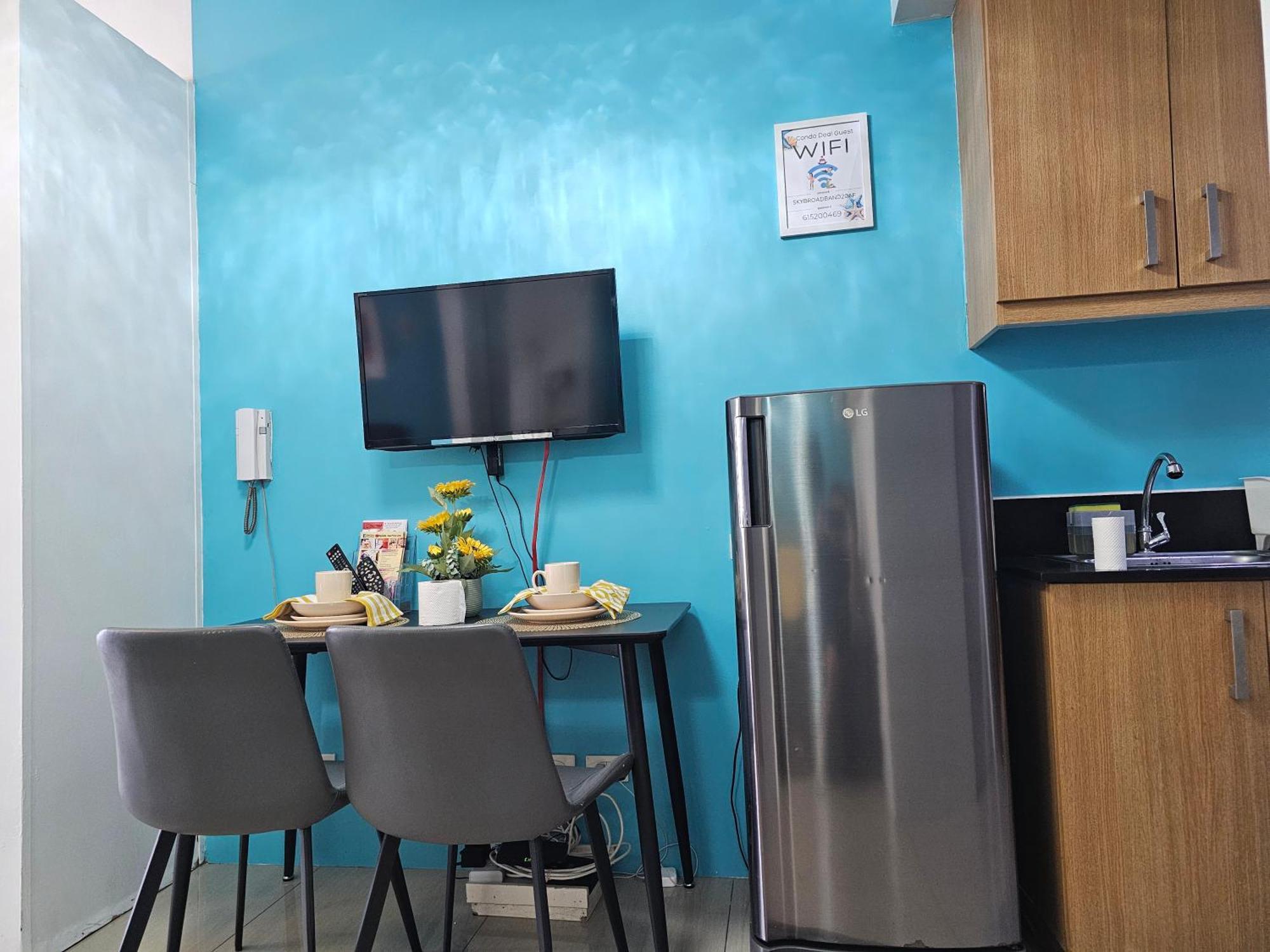 Condodeal At Shell Residences Mall Of Apartment *