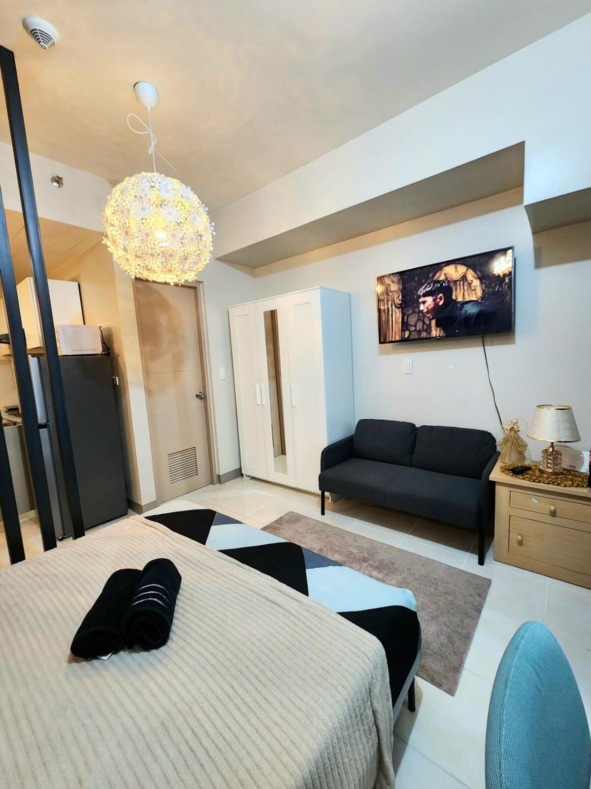Francine Deluxe Aparthotel *