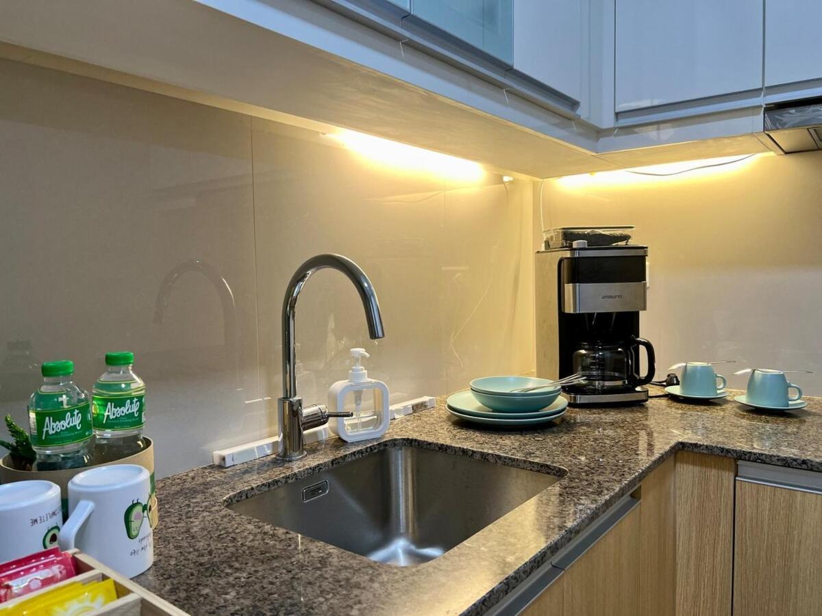 Okada Gentry Manor Balcony 1br Unobstructed Scenic View * Manila