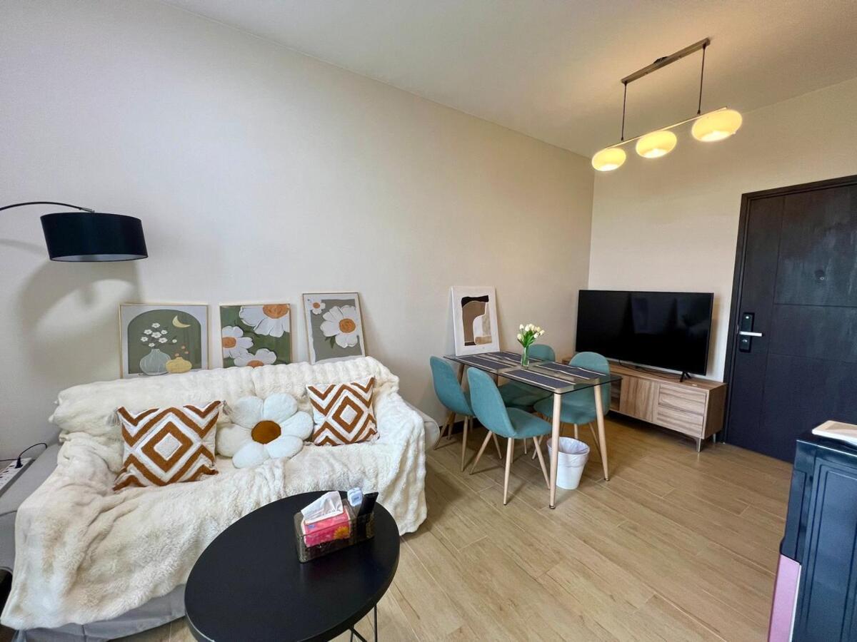 Okada Gentry Manor Balcony 1br Unobstructed Scenic View