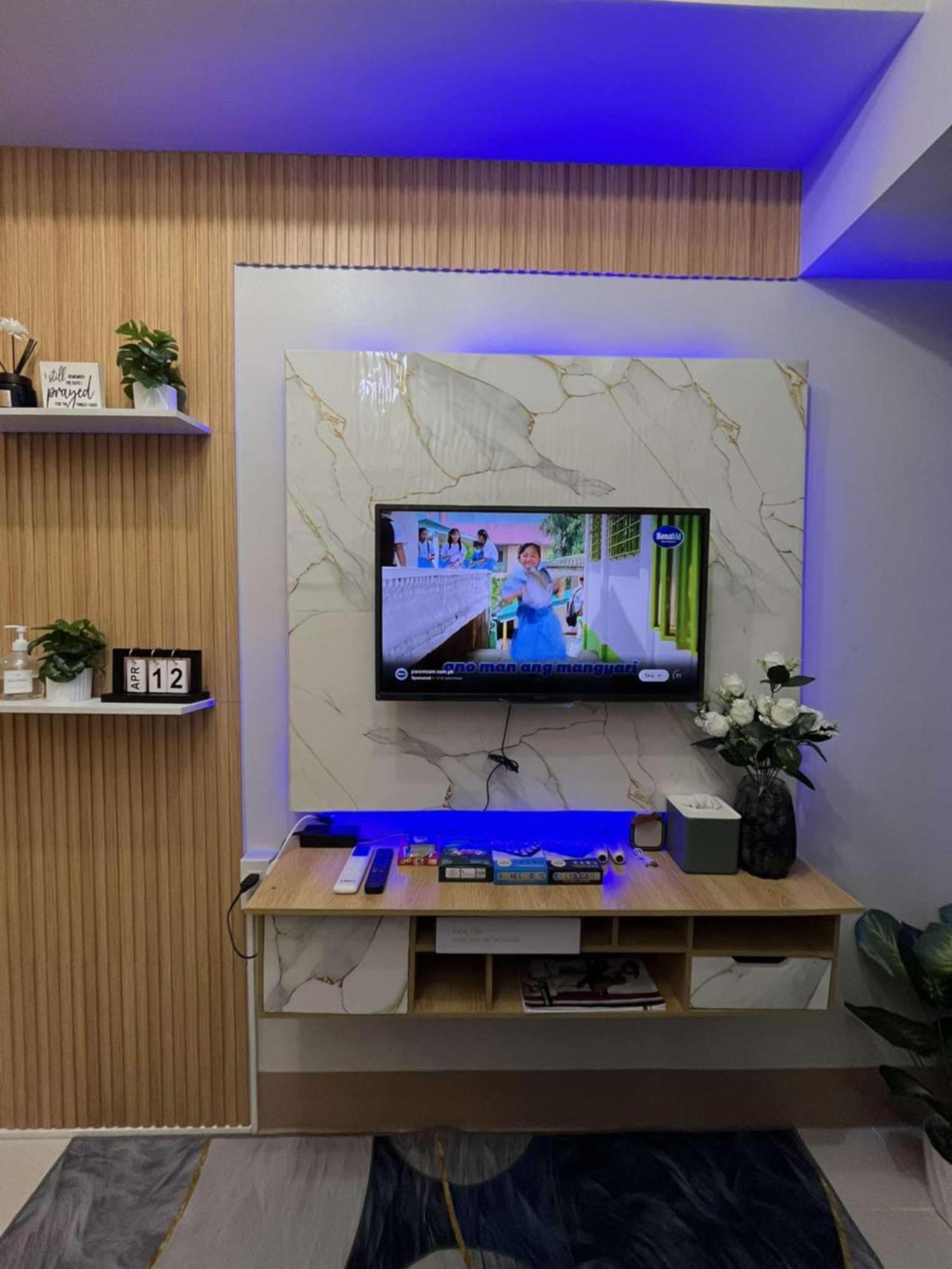 Shore 3 Residences Staycation * Manila