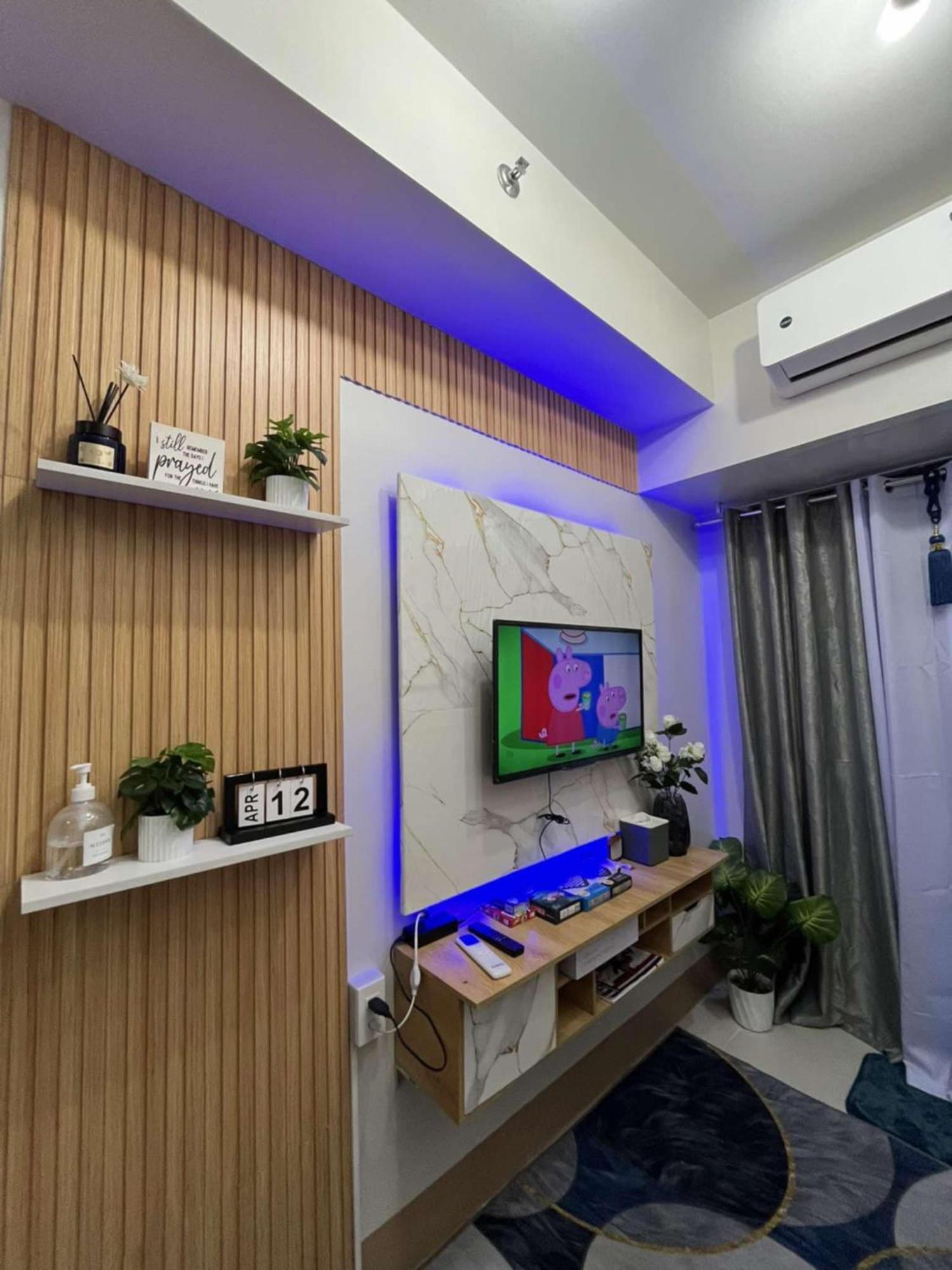 Hotel Shore 3 Residences Staycation Manila