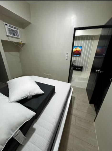 Aparthotel C12f Jrm Staycation Naia T3 Near Airport With Parking