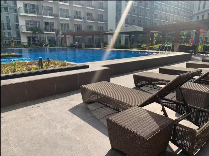 C12f Jrm Staycation Naia T3 Near Airport With Parking Aparthotel Manila