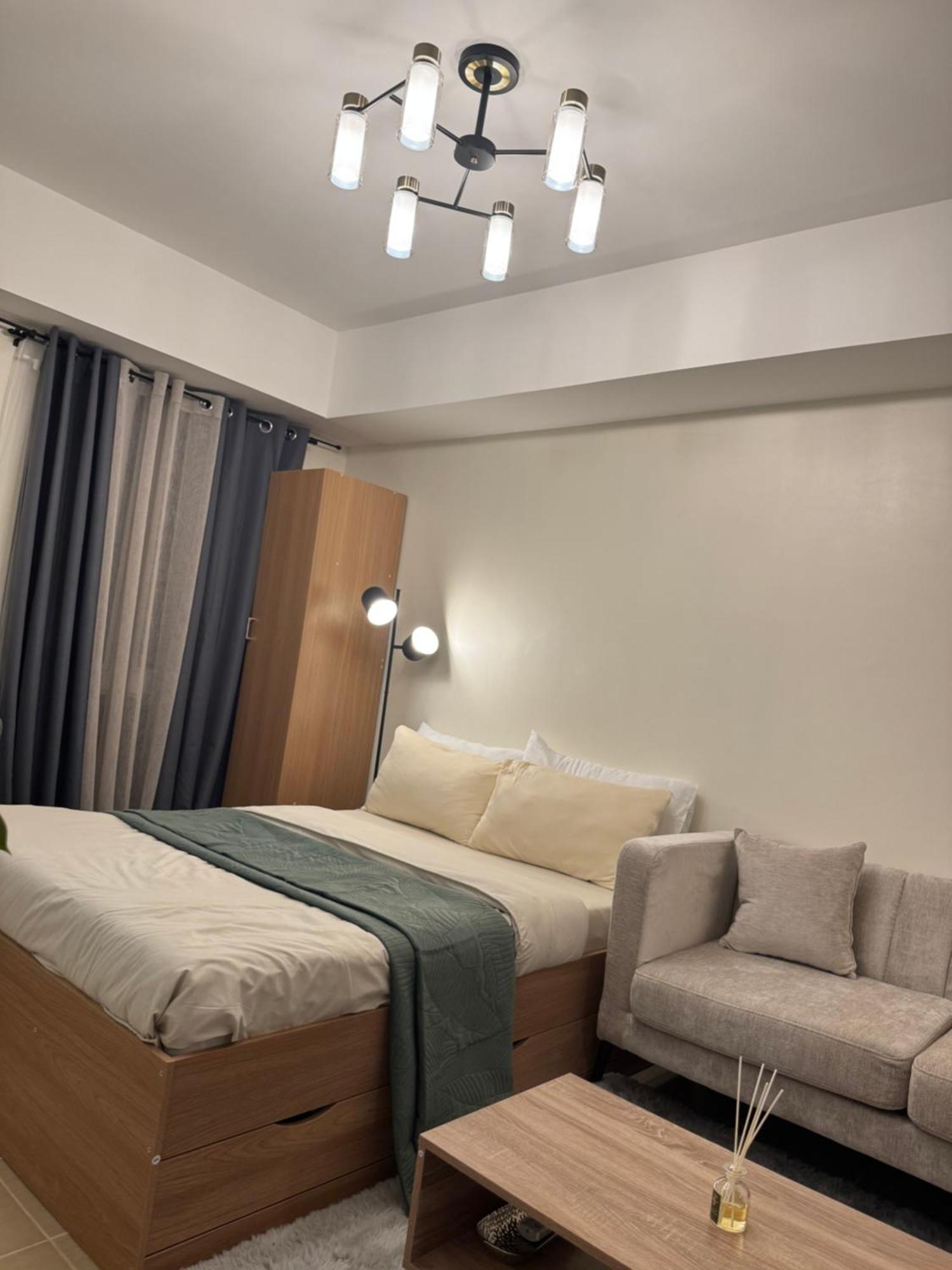 The Fresh Escape Aparthotel Manila
