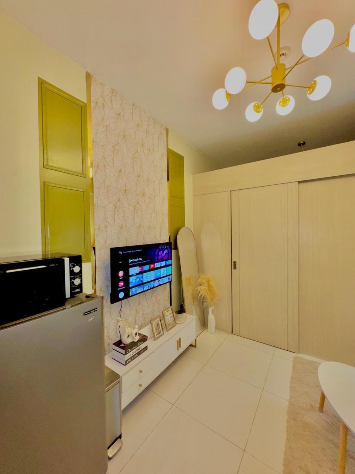 Quezon Sun Residences Welcome Rotonda Apartment *