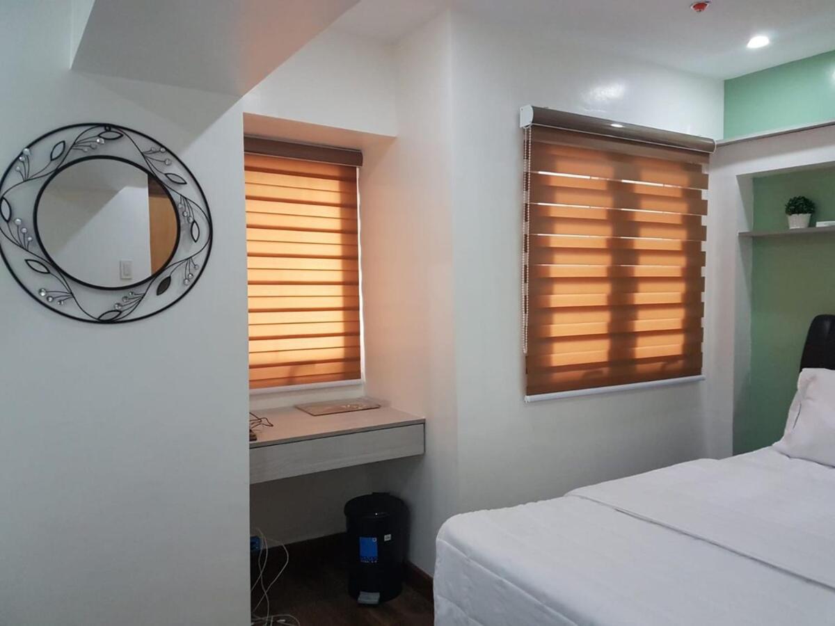 Apartment Loft-style Unit In Makati With Netflix Wifi