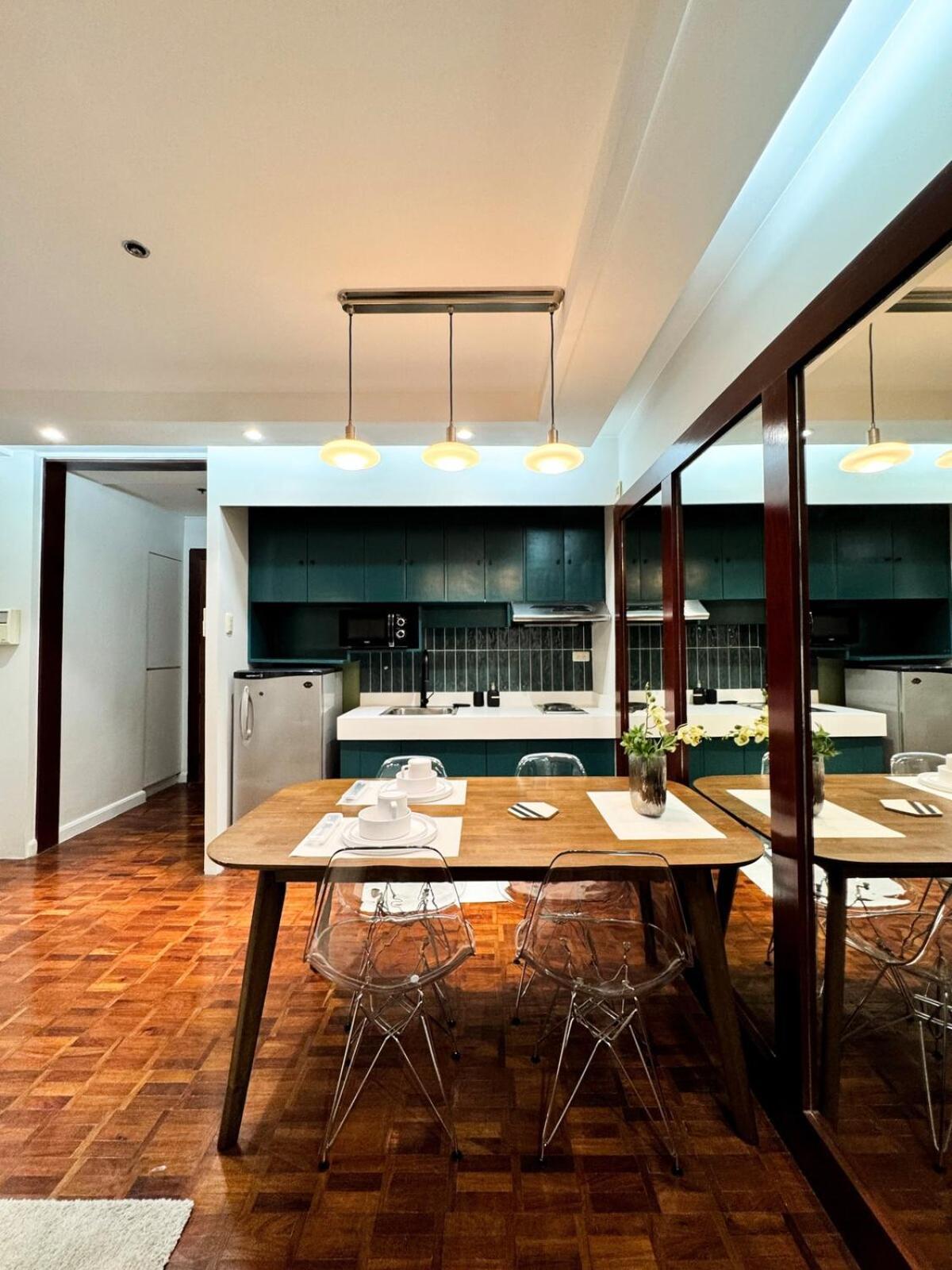 Apartment Intimate And Cozy One Bedroom Across Greenbelt Makati *