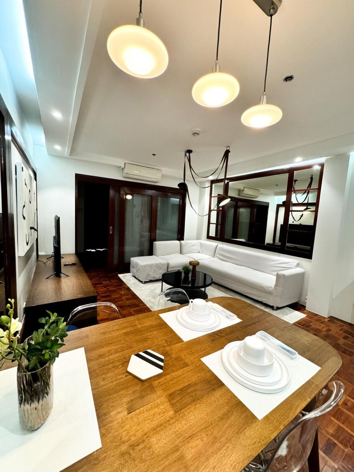 Apartment Intimate And Cozy One Bedroom Across Greenbelt Makati *