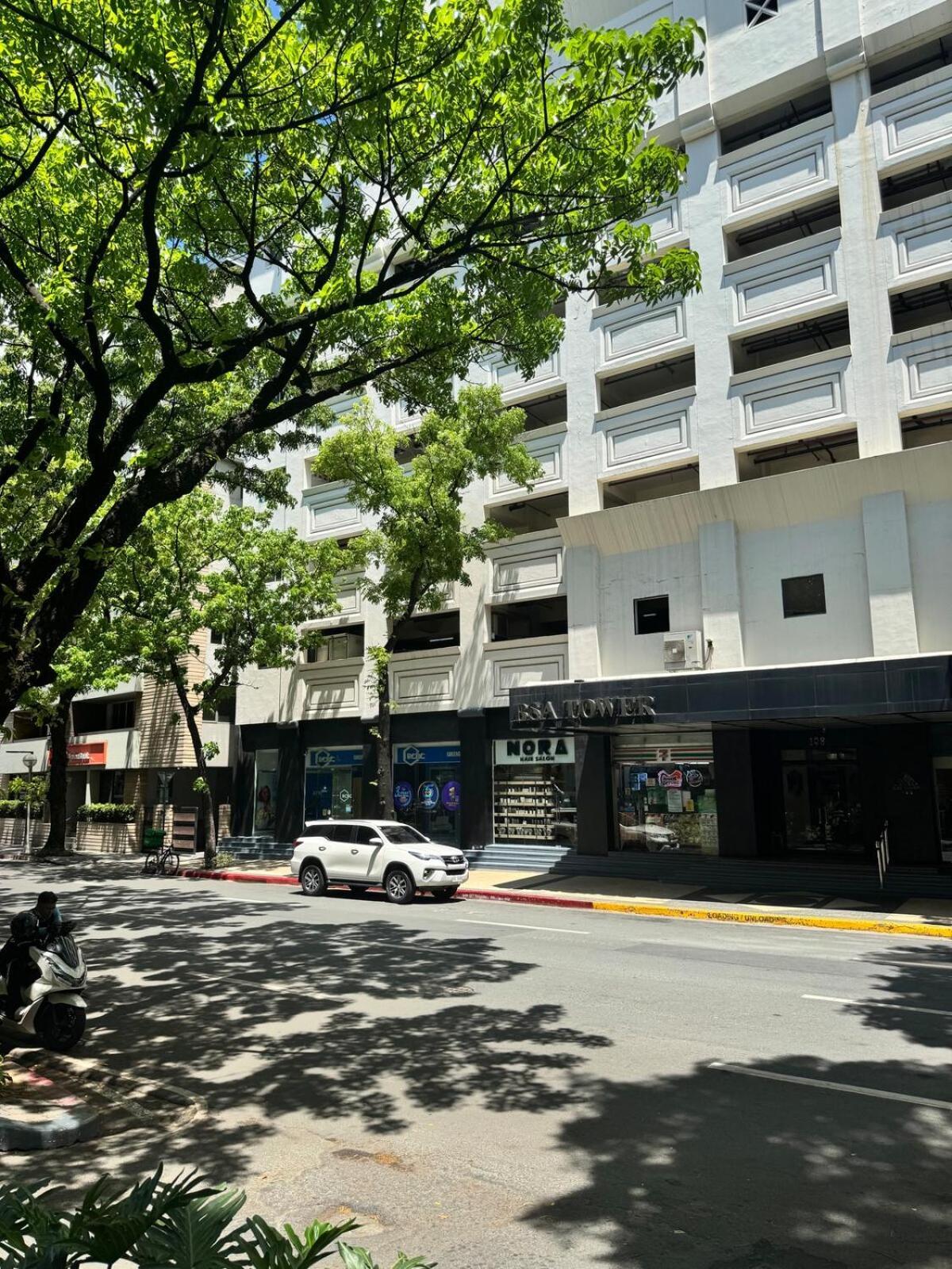 Apartment Intimate And Cozy One Bedroom Across Greenbelt Makati *