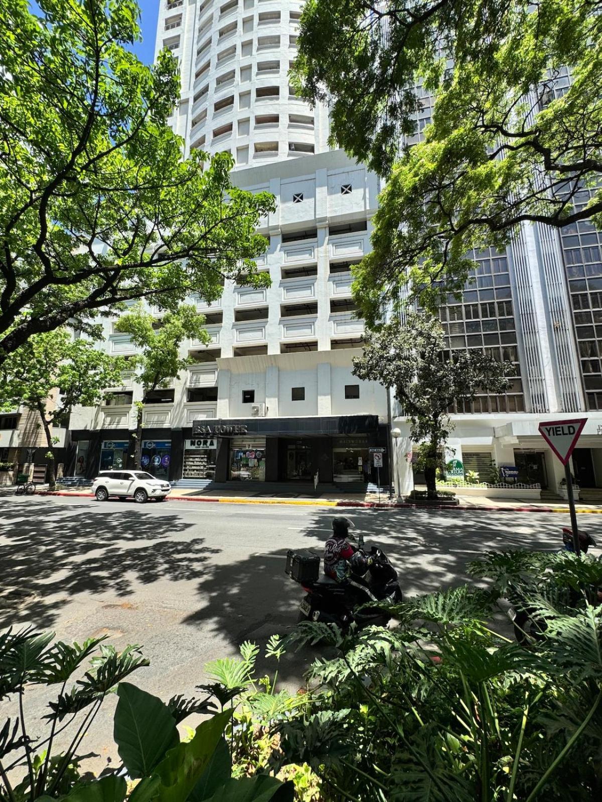 Intimate And Cozy One Bedroom Across Greenbelt Makati Apartment Manila