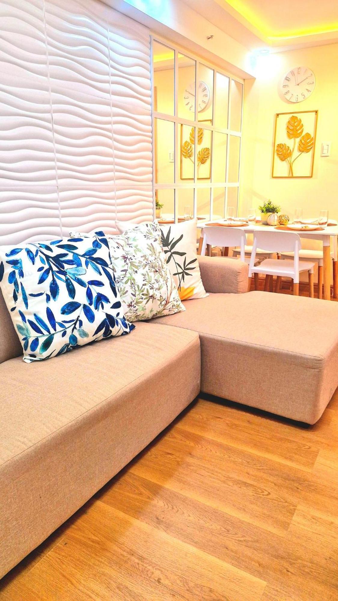 Veronica Grey's Staycation 2br Apartment Manila